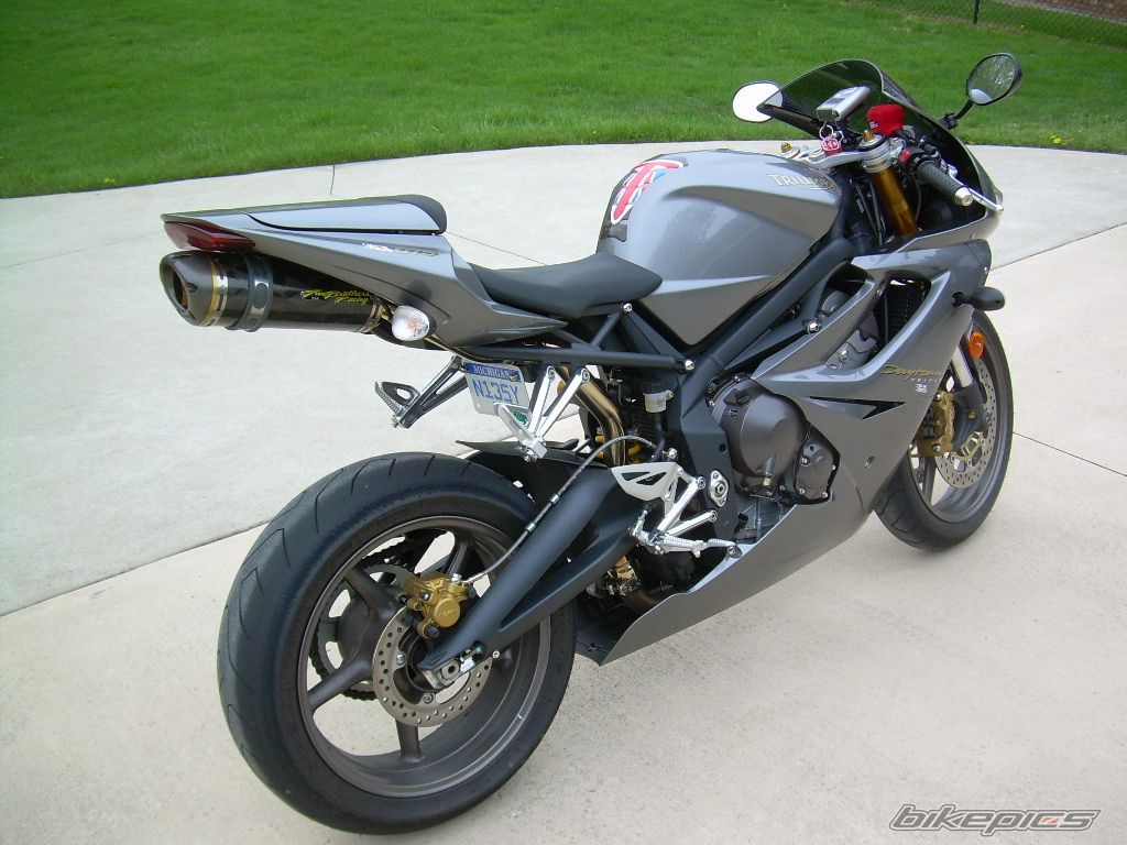 Photo 1272340