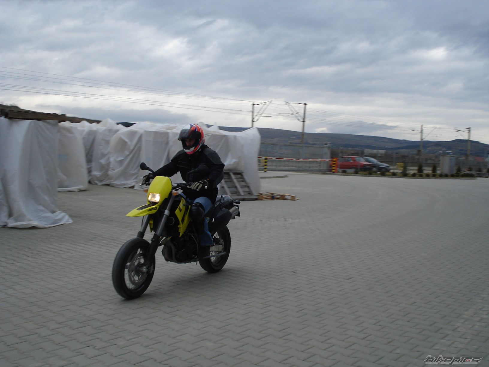 Photo 1272432