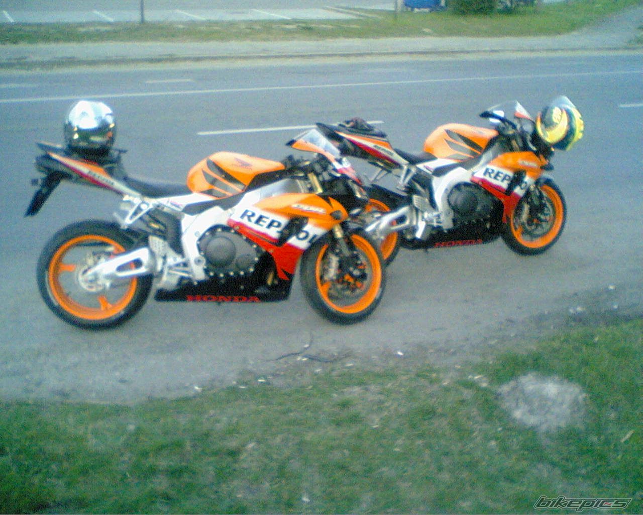 Photo 1272559