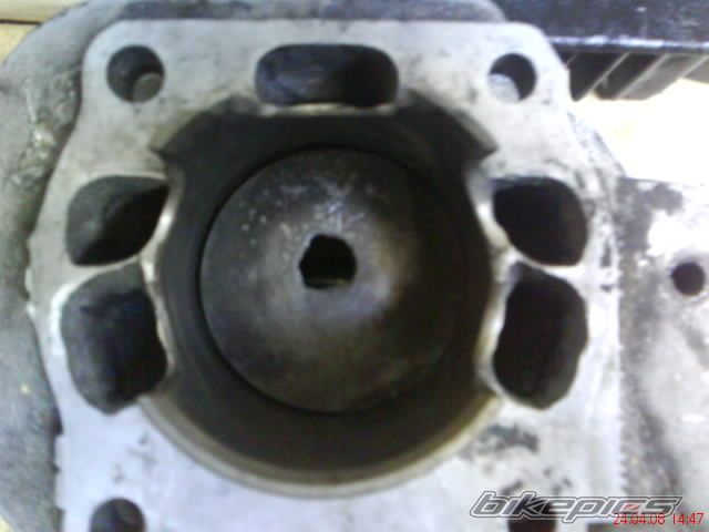 Photo 1272683