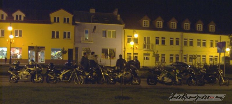Photo 1272764