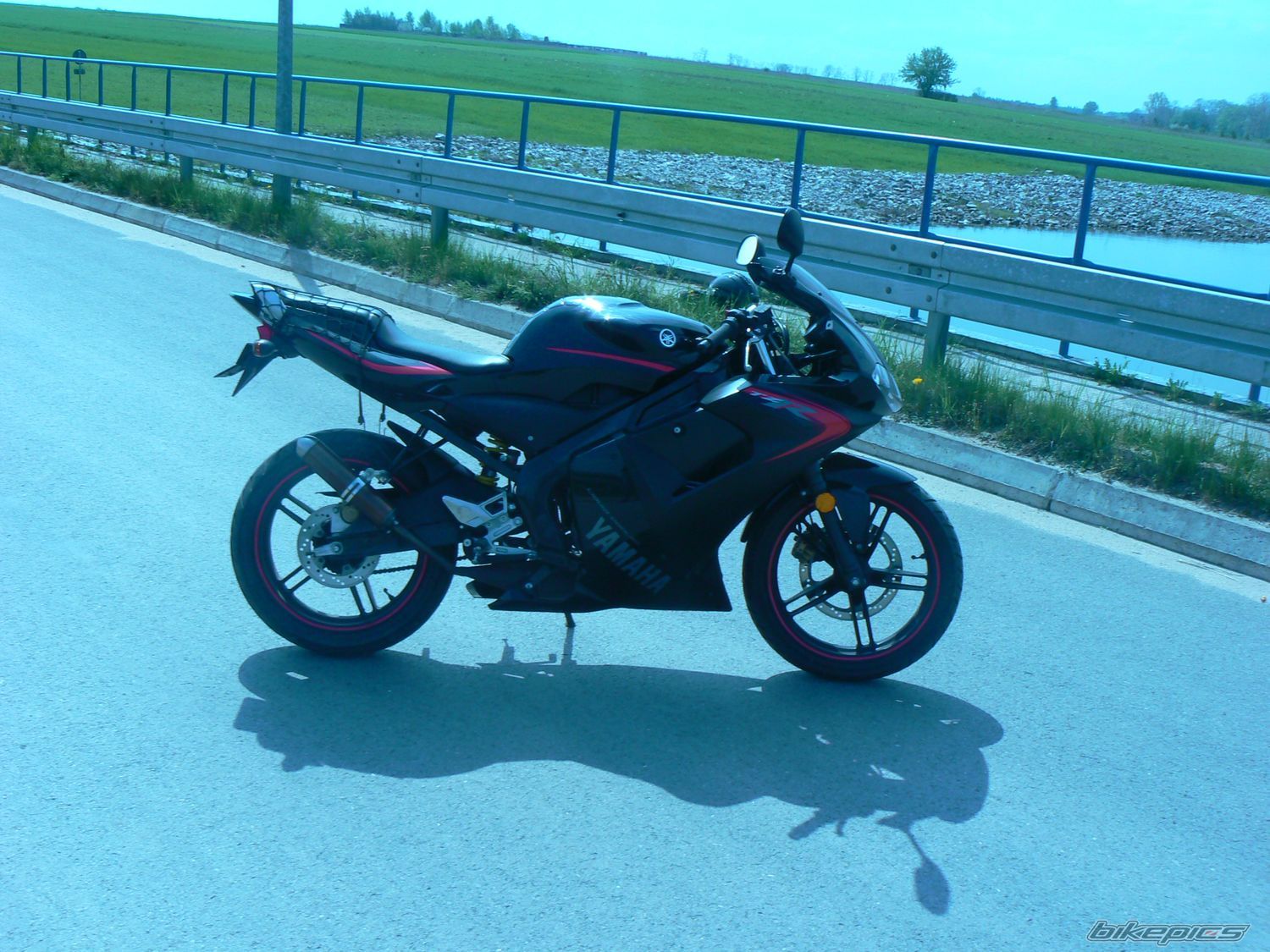 Photo 1272918