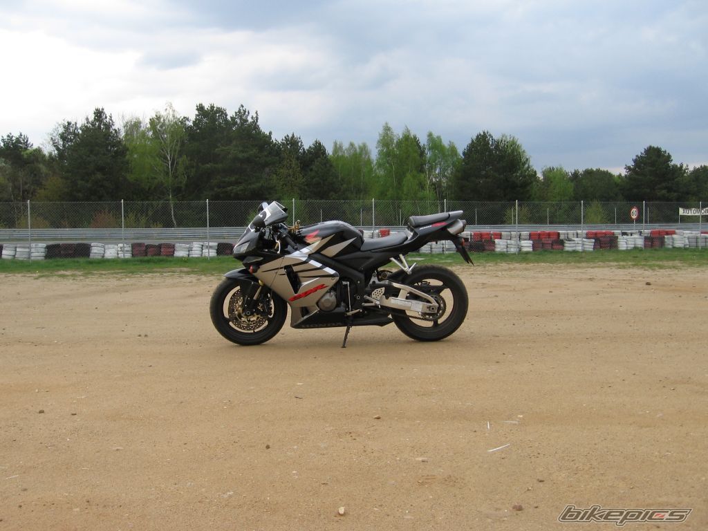 Photo 1272928