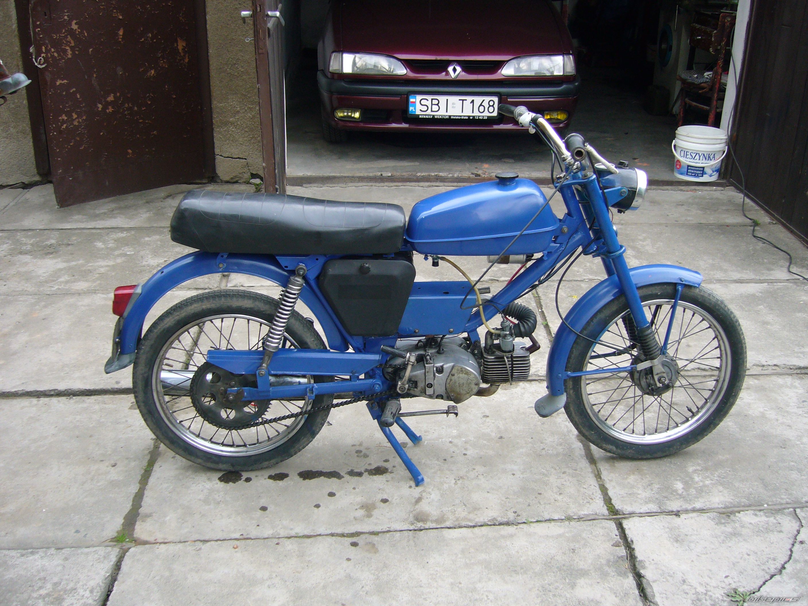 Photo 1272932