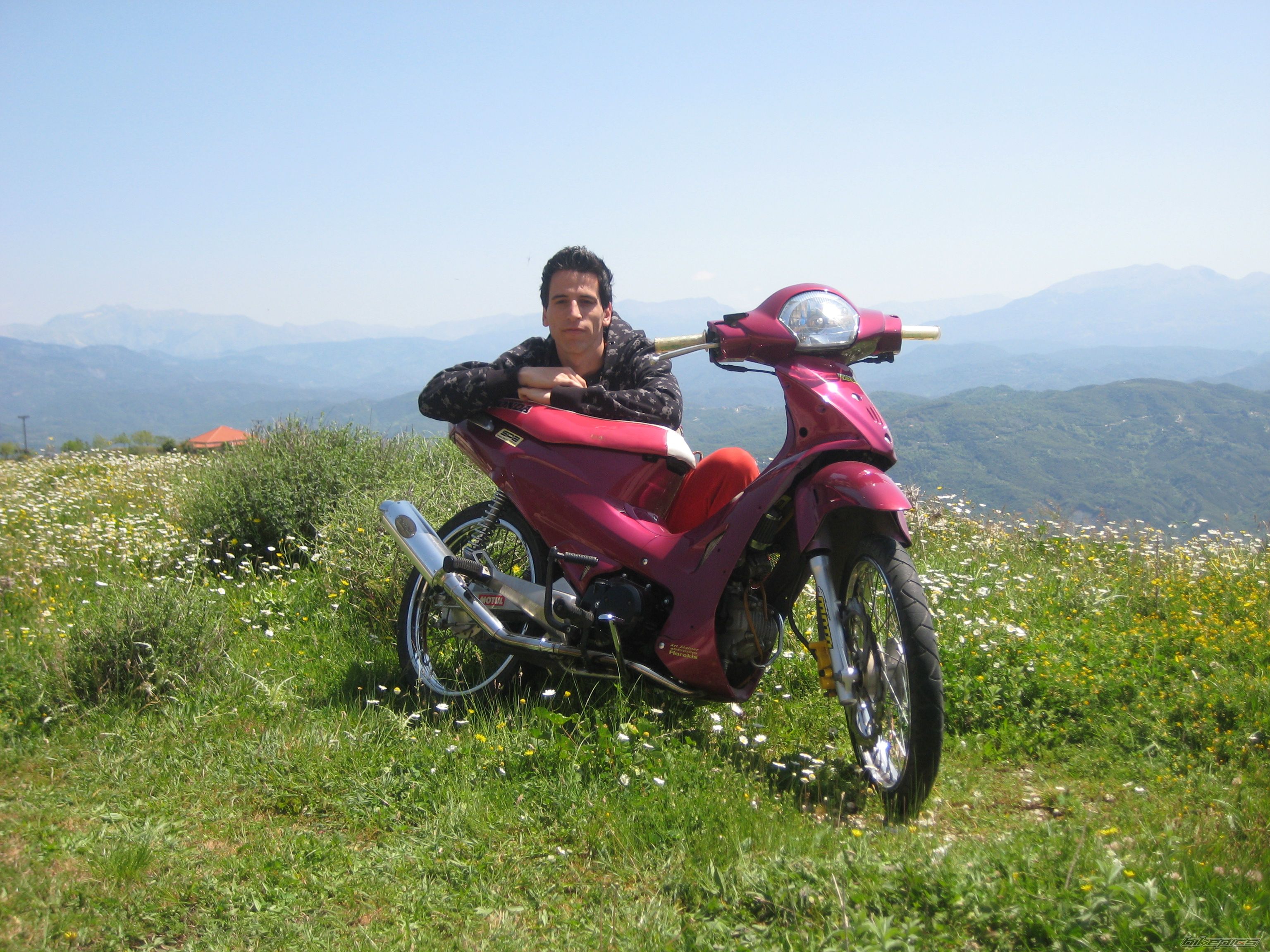 Bike Photo 1272936