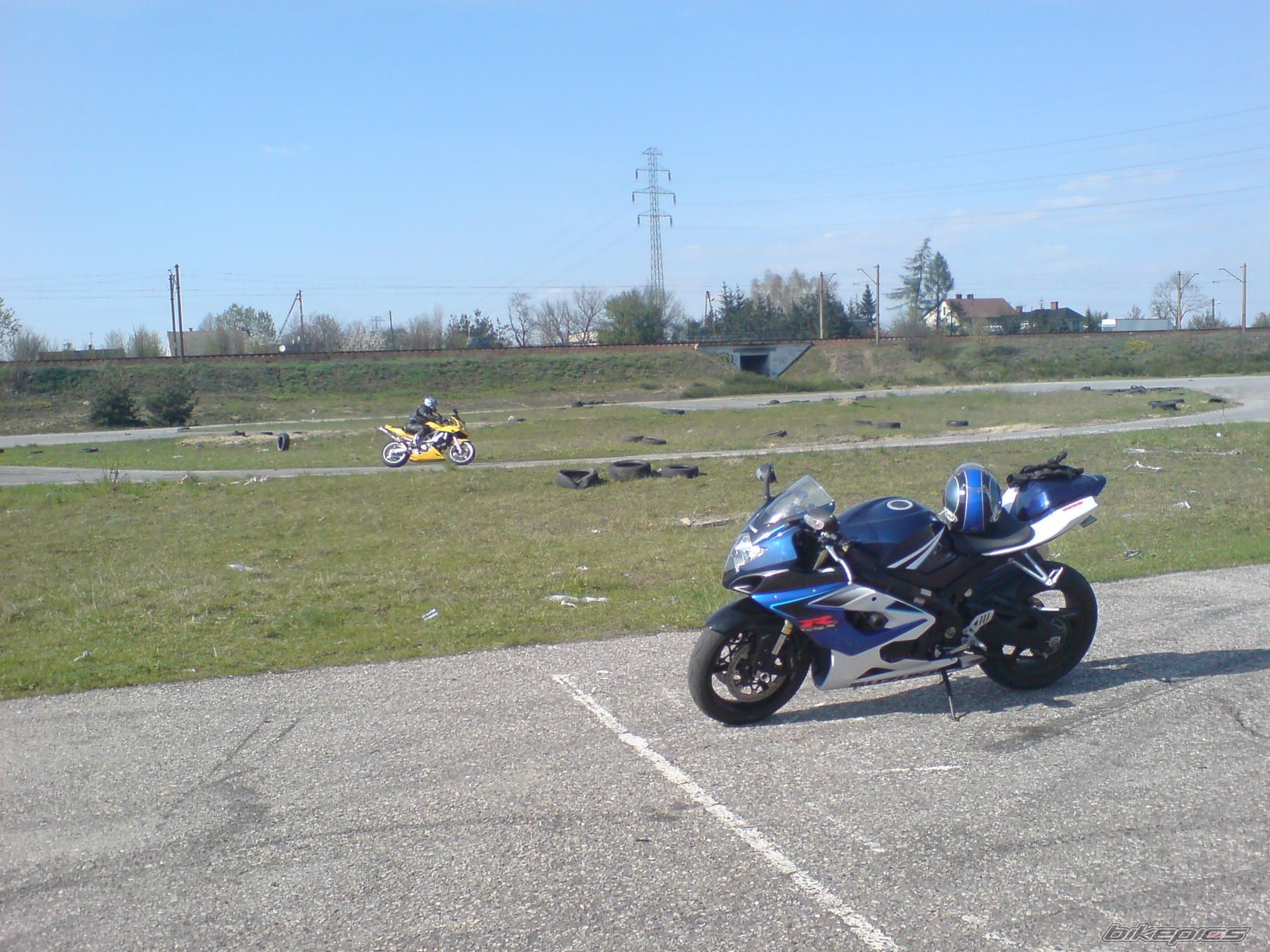 Photo 1273022