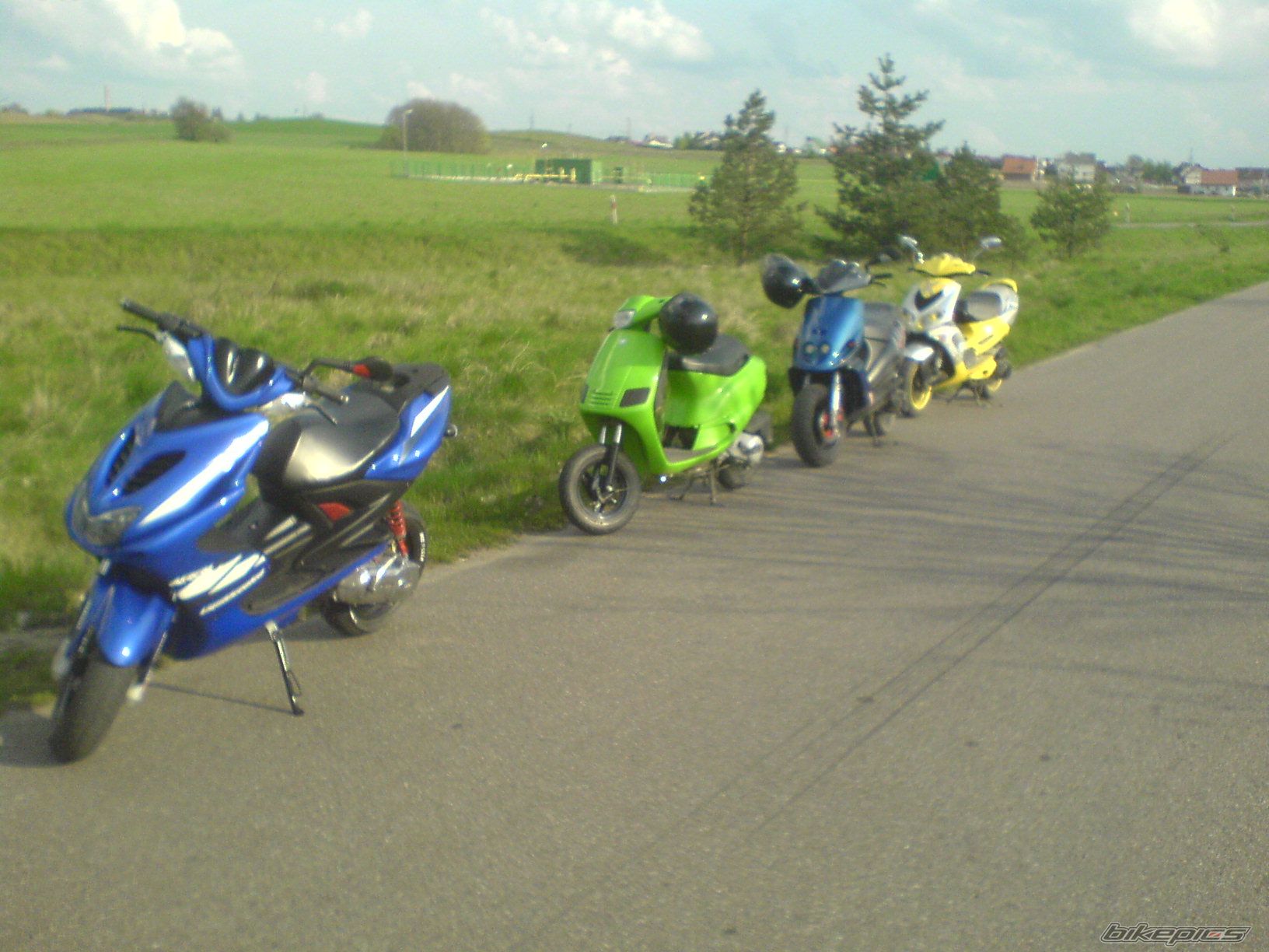 Photo 1273091