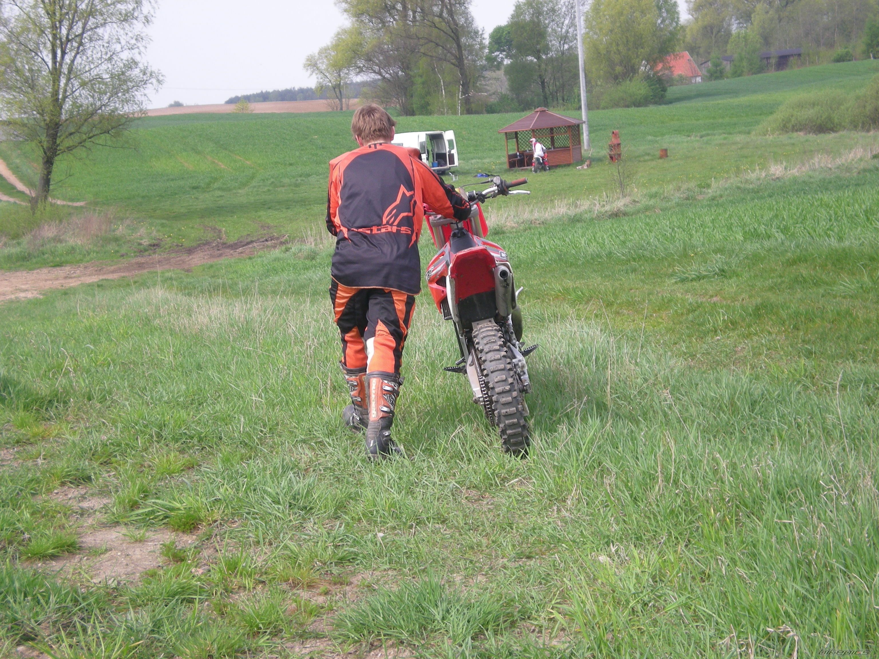 Photo 1273102