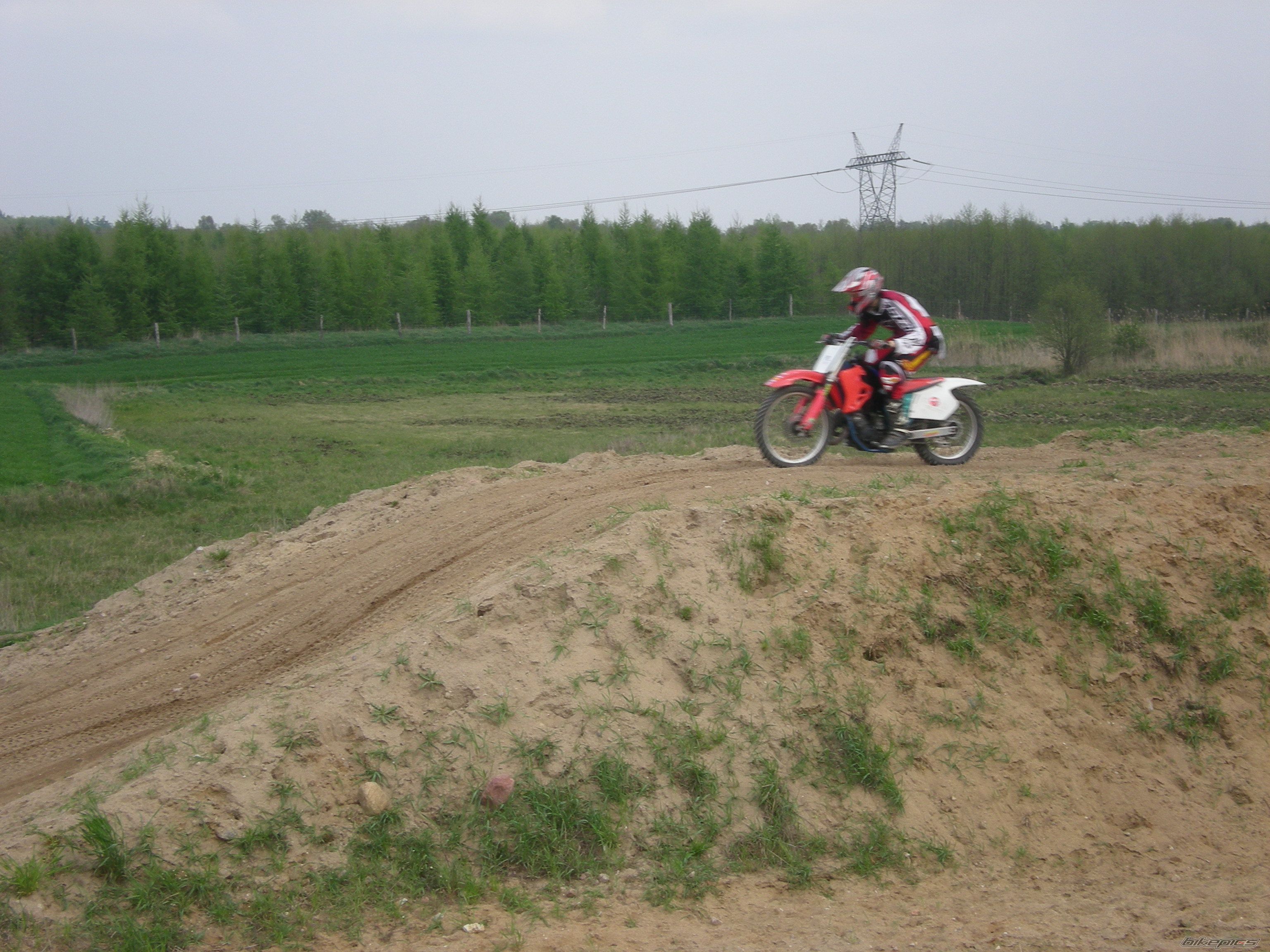 Photo 1273104