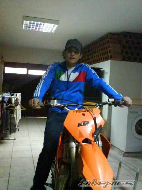 Photo 1273240