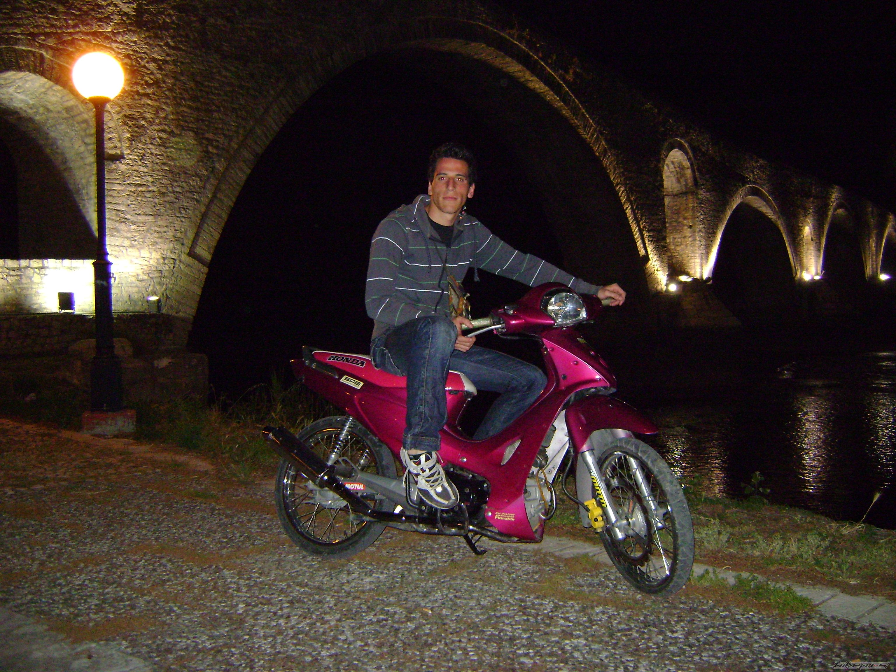 Photo 1273377
