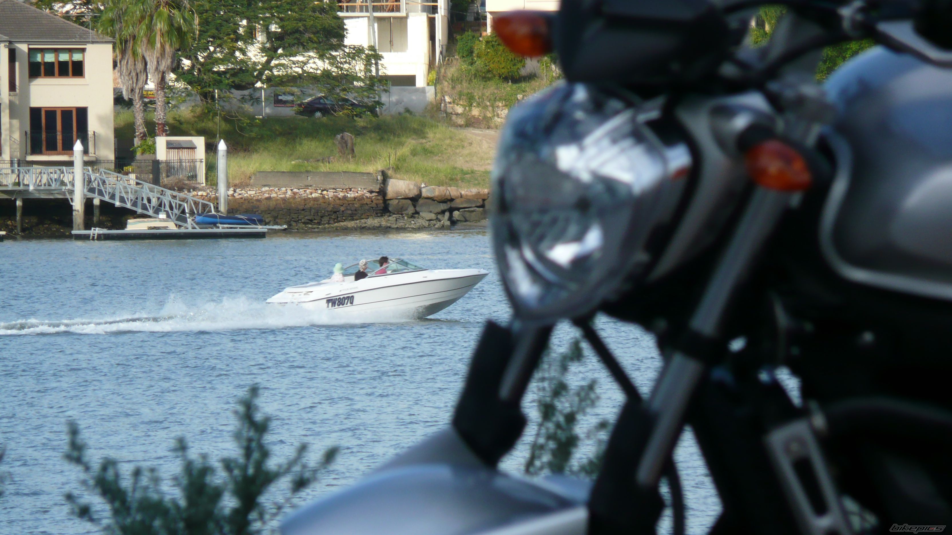 Photo 1273646
