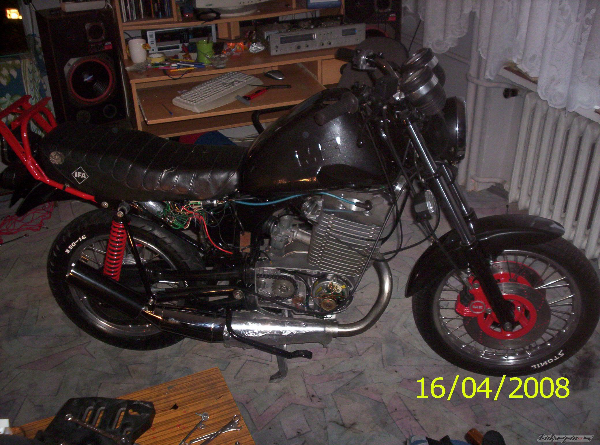 Photo 1273881