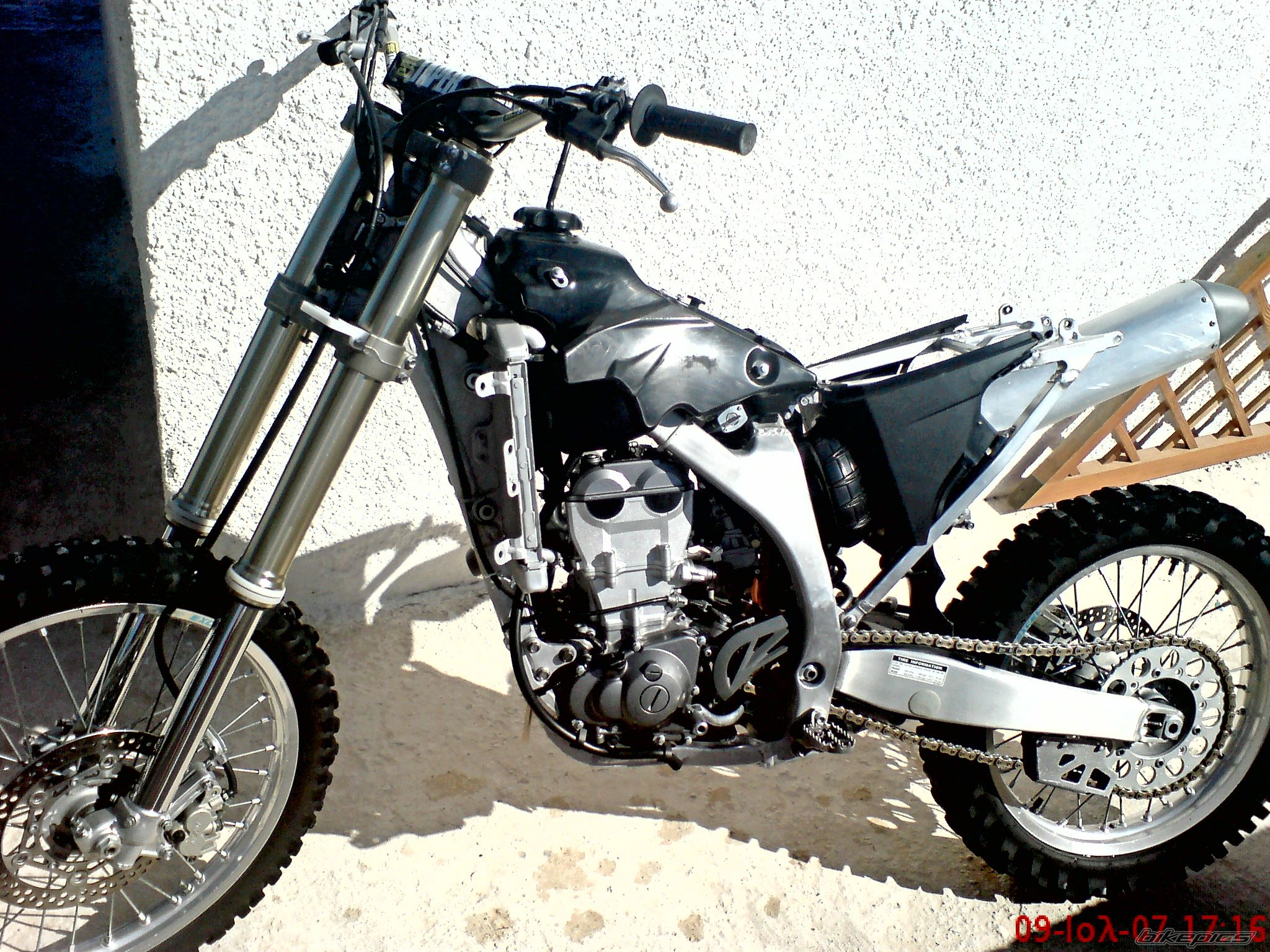 Photo 1273887