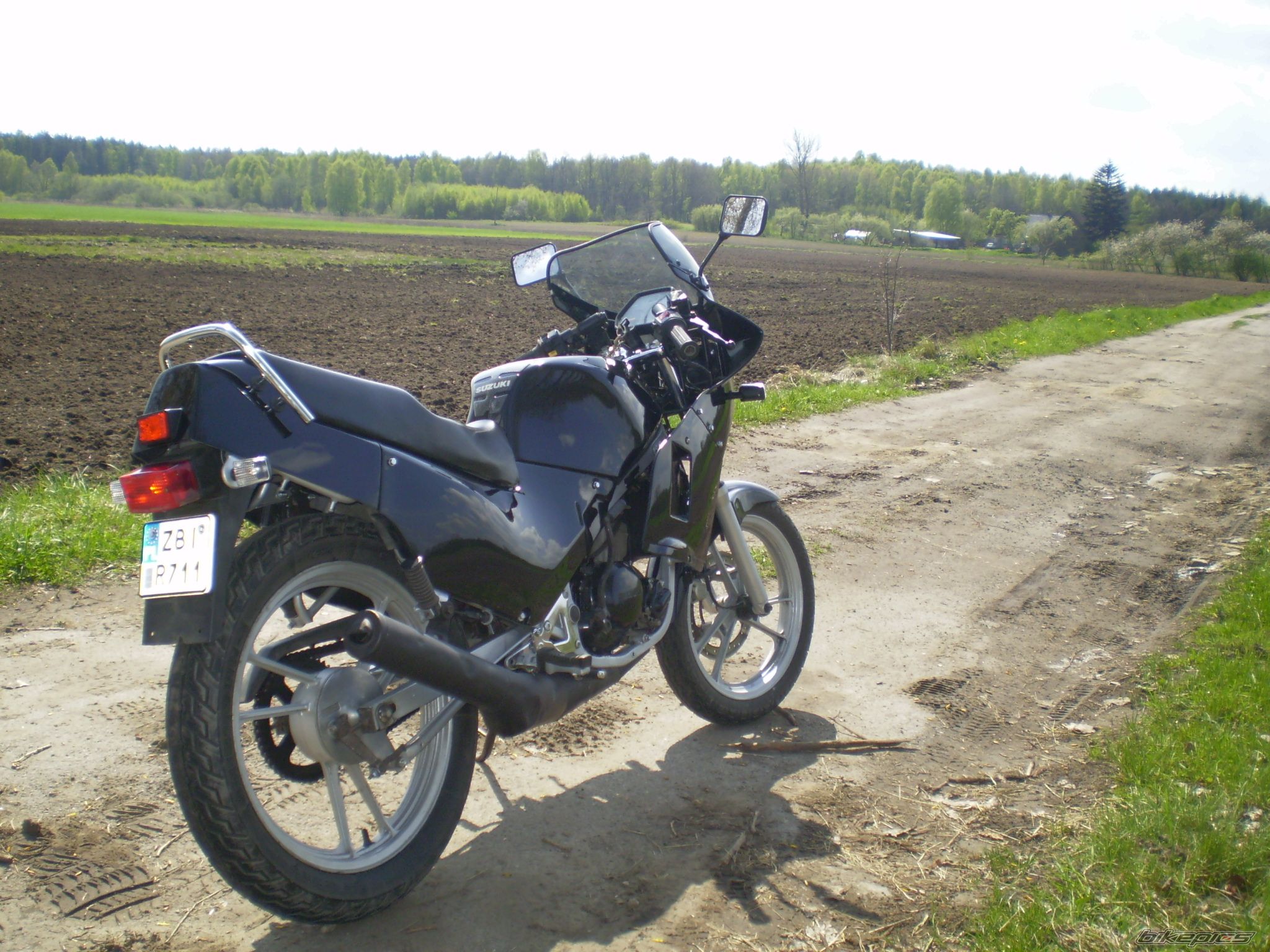 Photo 1273911