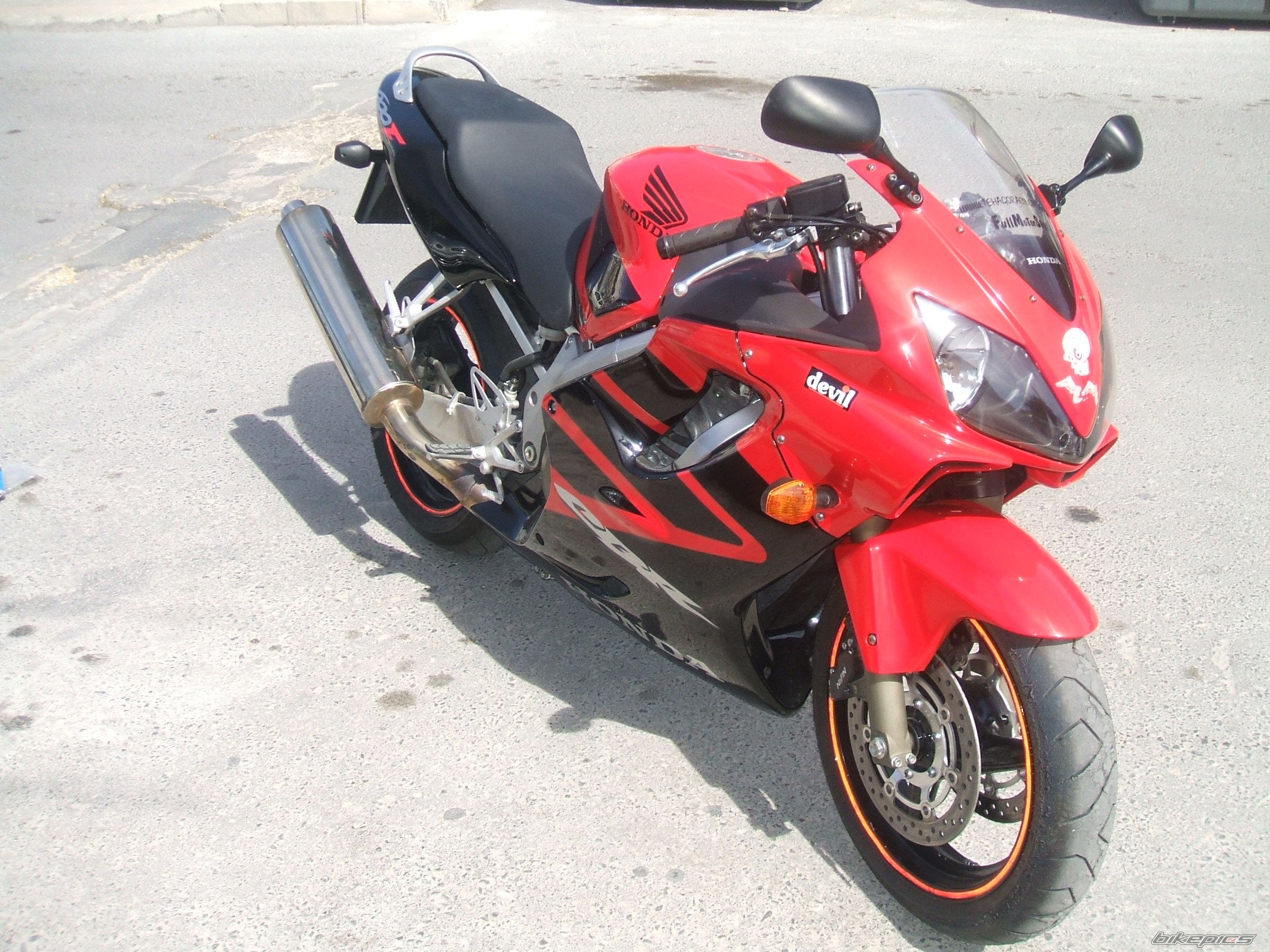 Photo 1274181
