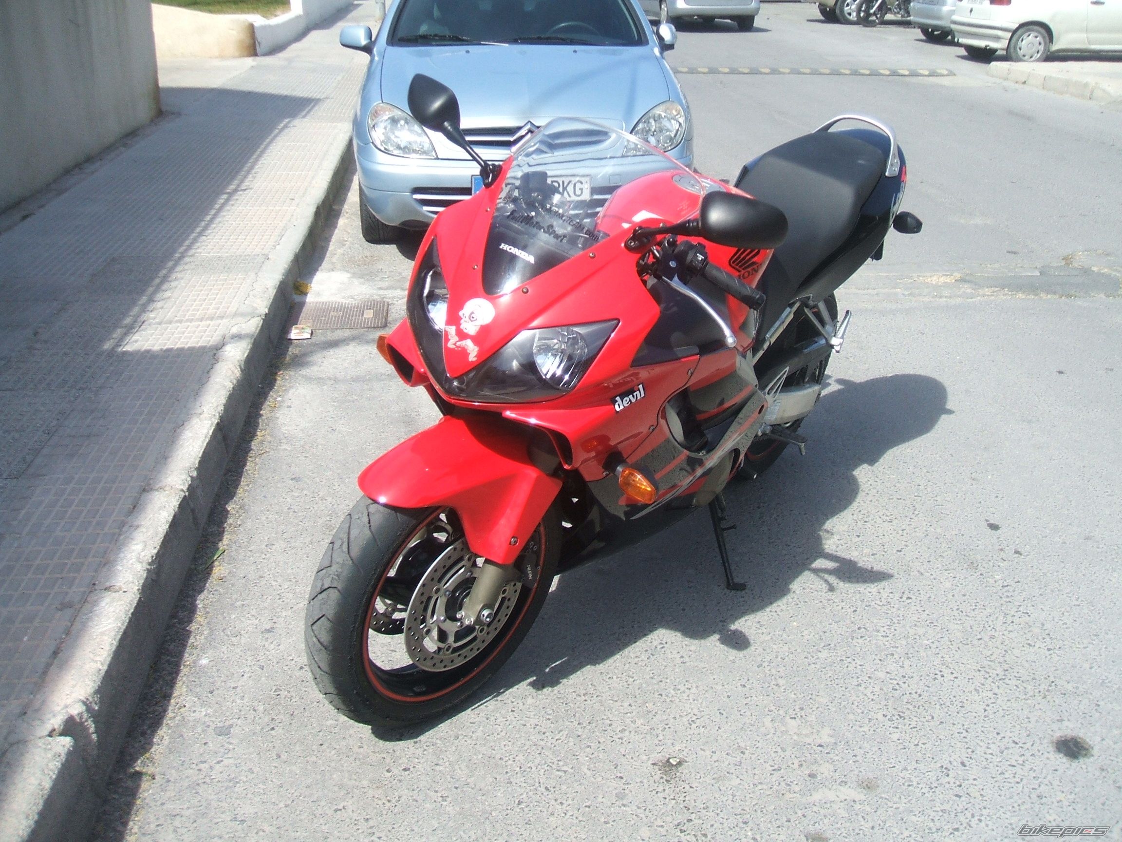 Photo 1274187