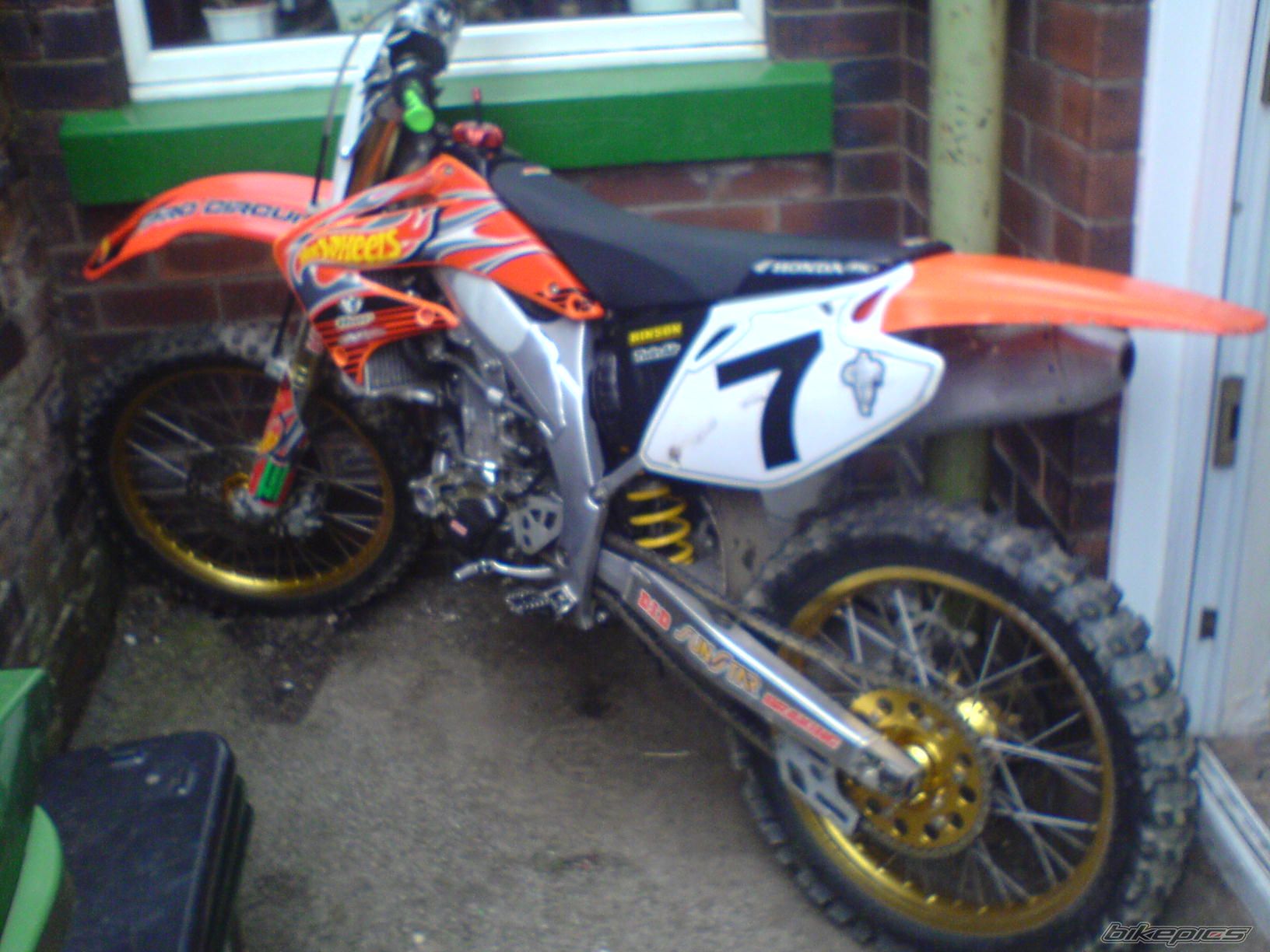 Photo 1274498