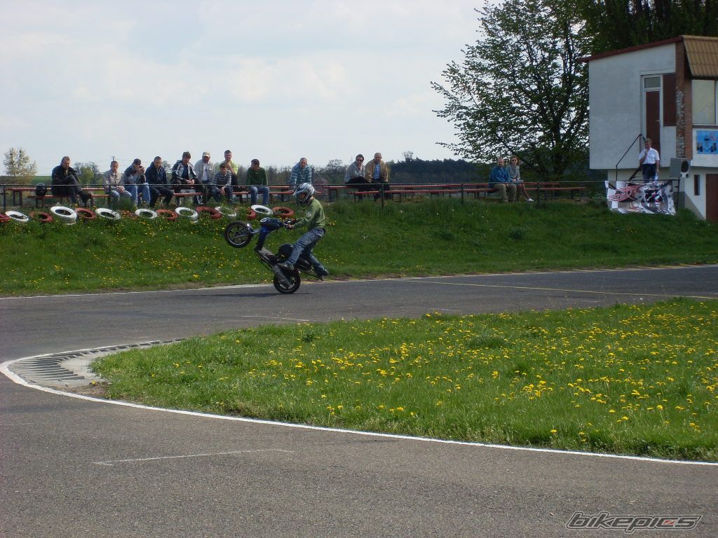 Photo 1275199