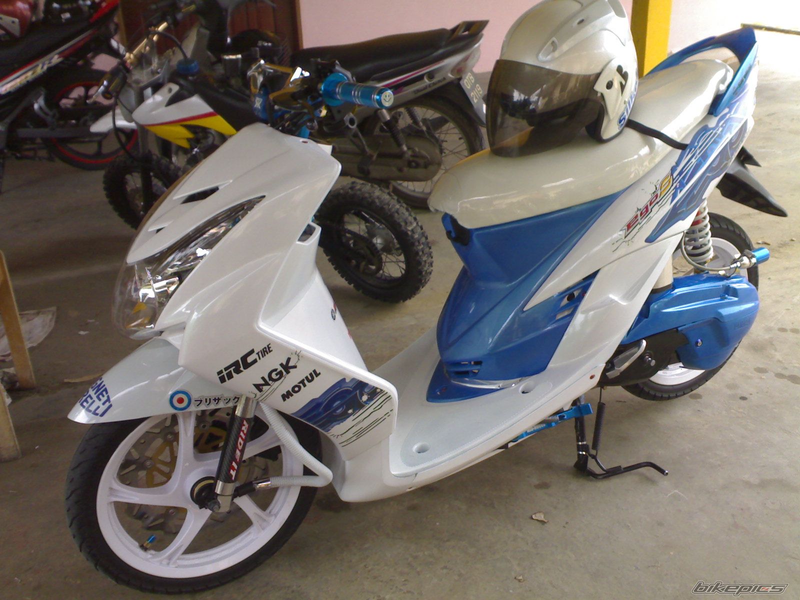 Bike Photo 1275359