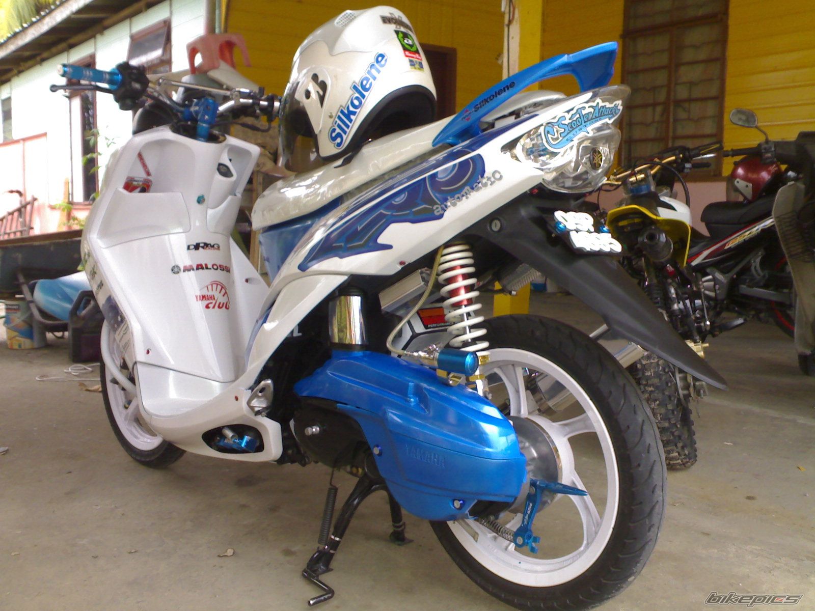Bike Photo 1275360