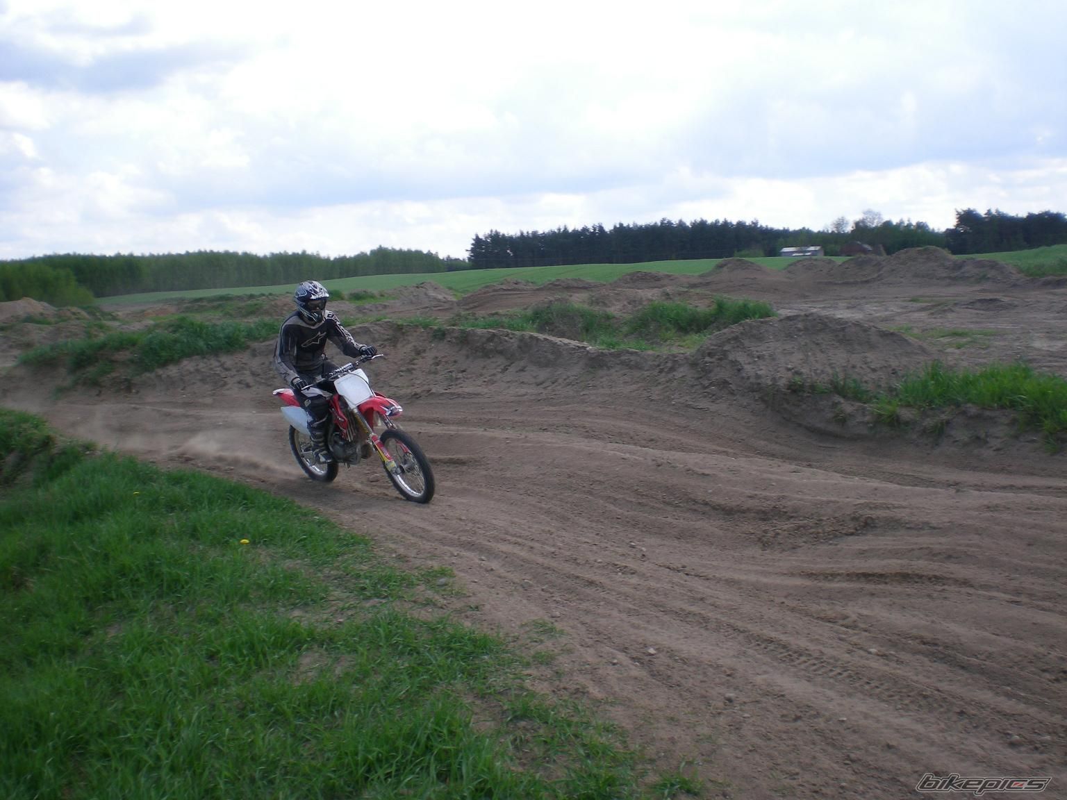Photo 1275403