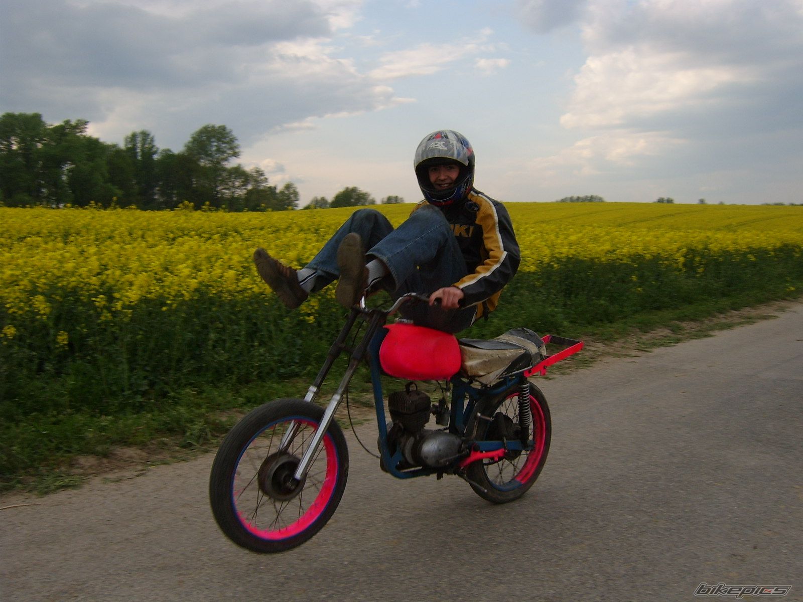Photo 1275785