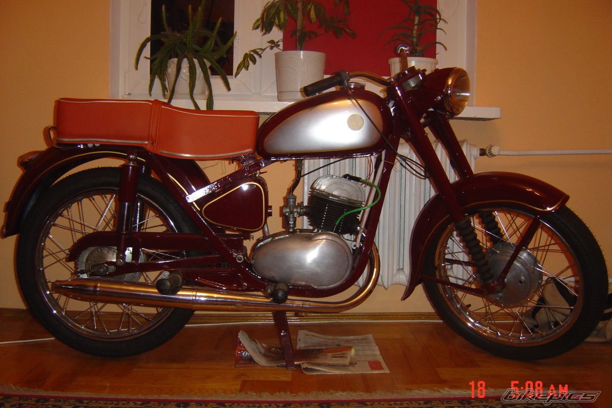 Photo 1276677