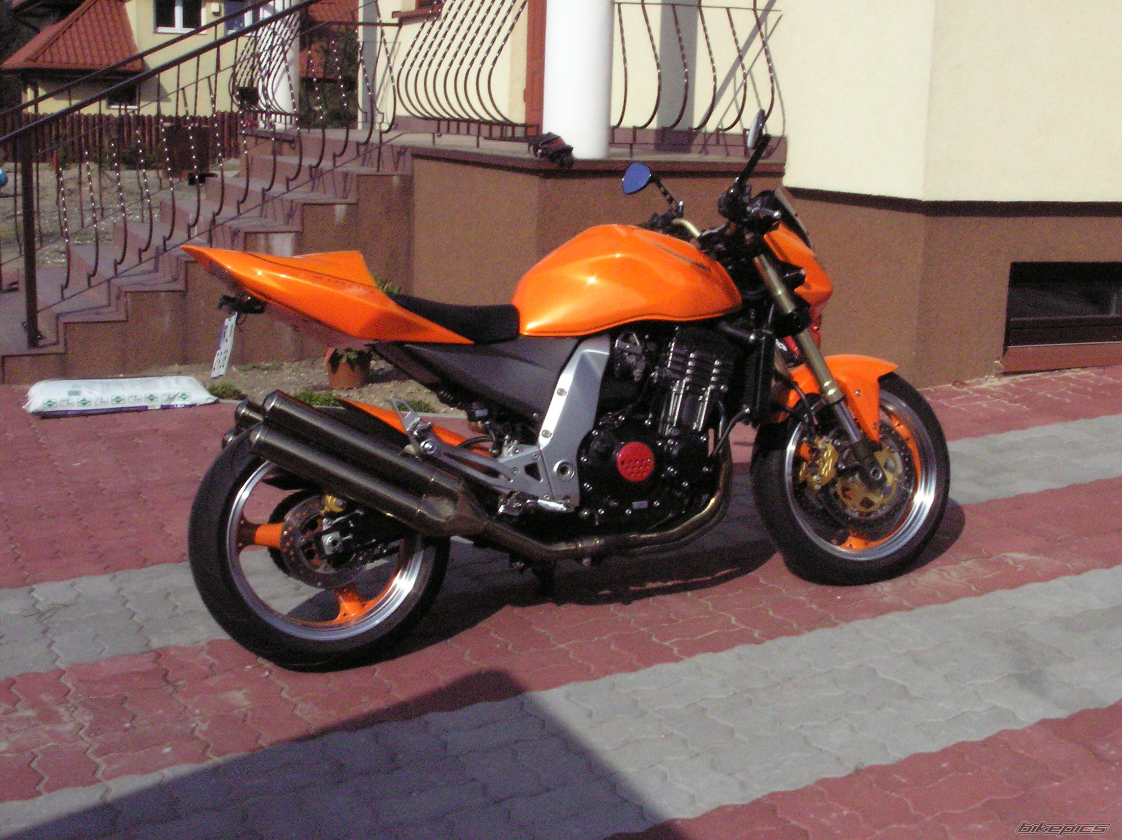 Bike Photo 1276810