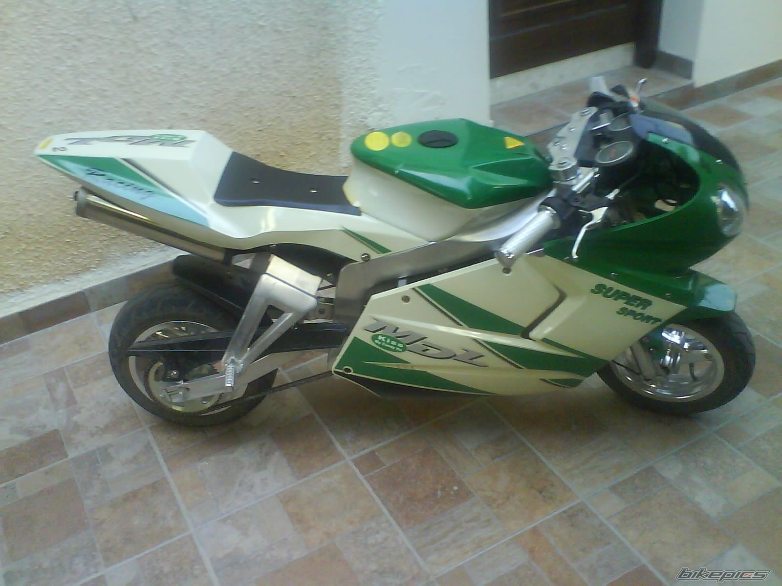 Photo 1277837