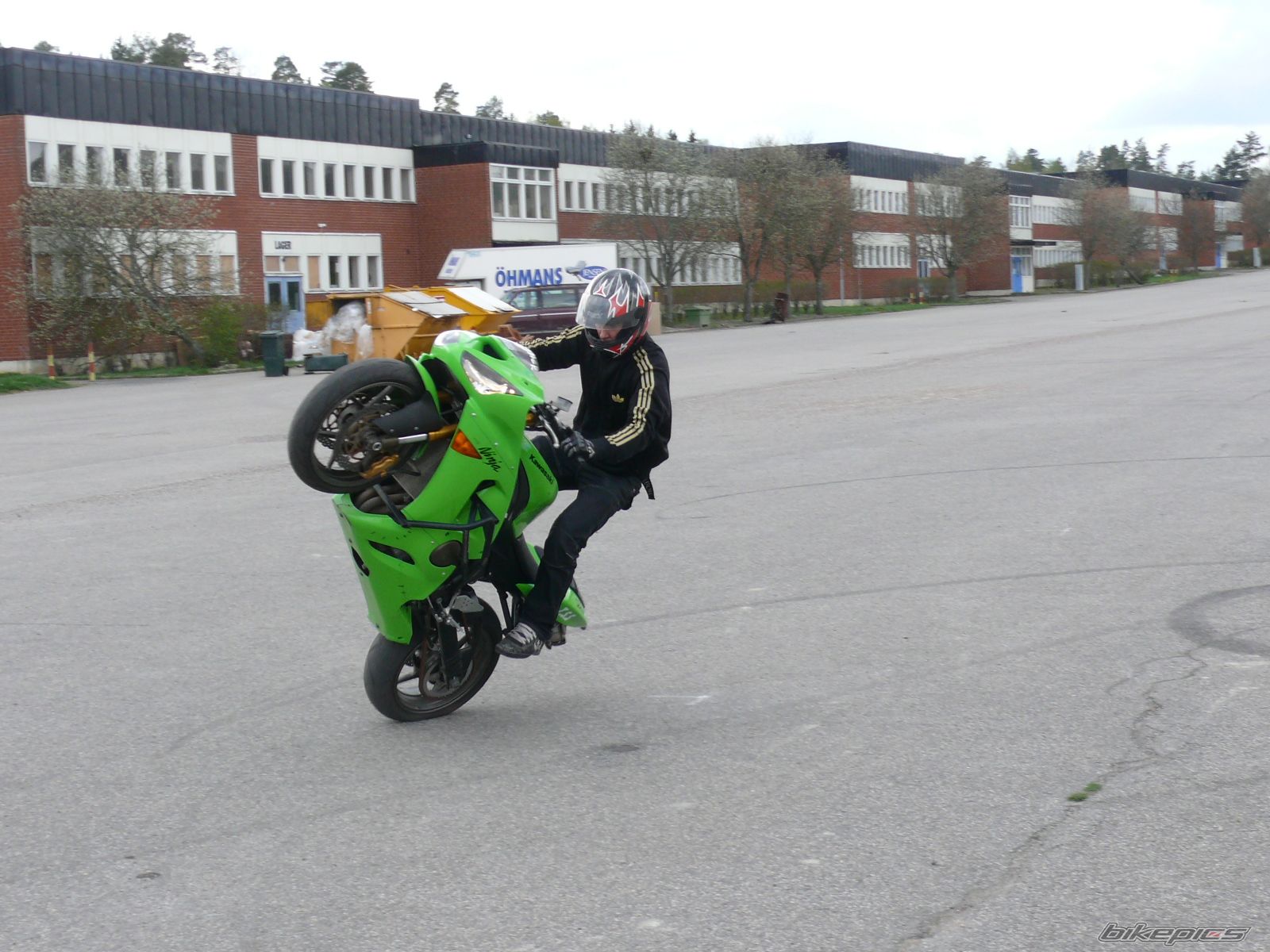 Photo 1277867