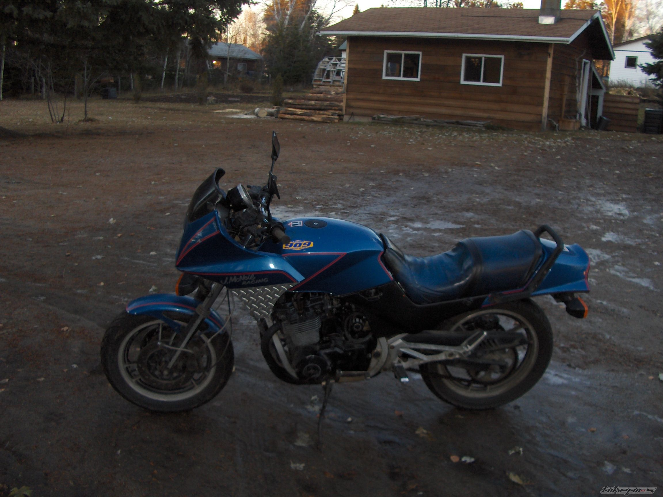 Photo 1278765