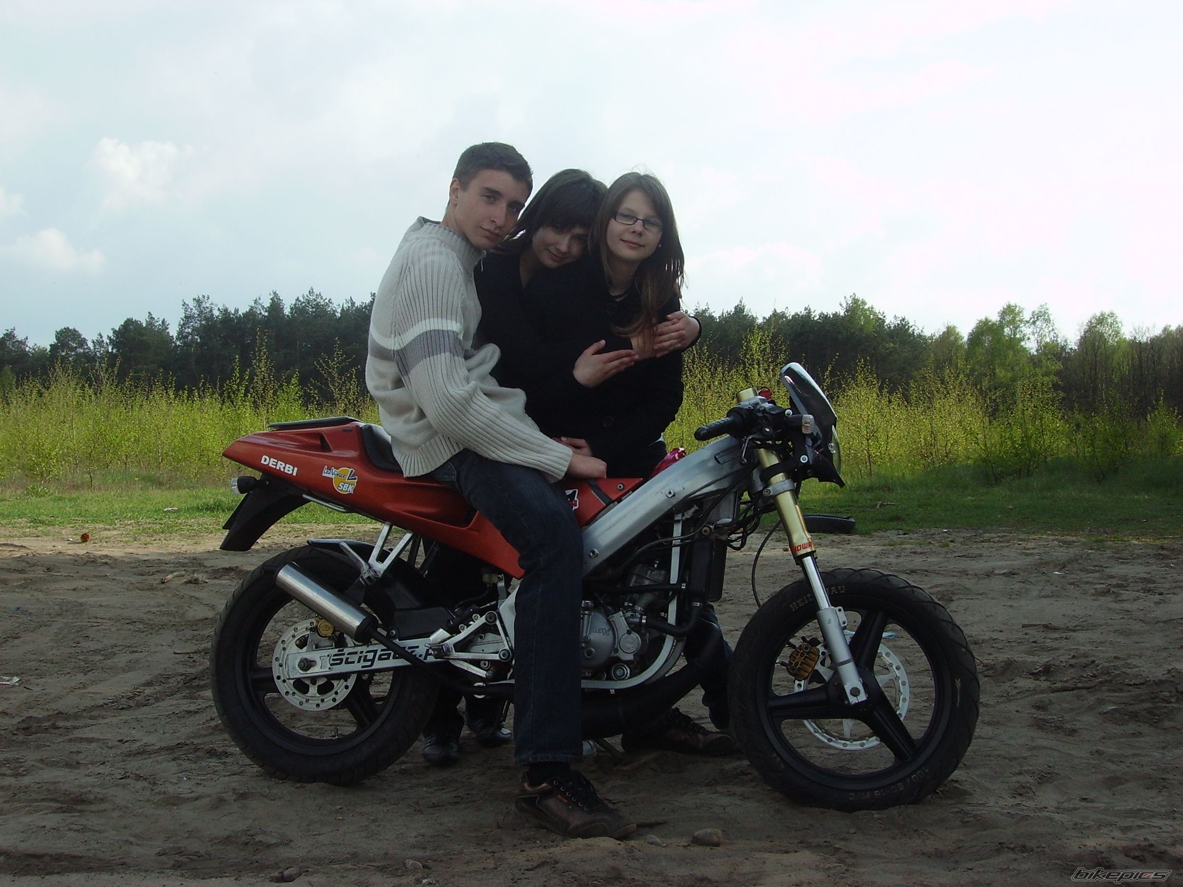 Photo 1278857