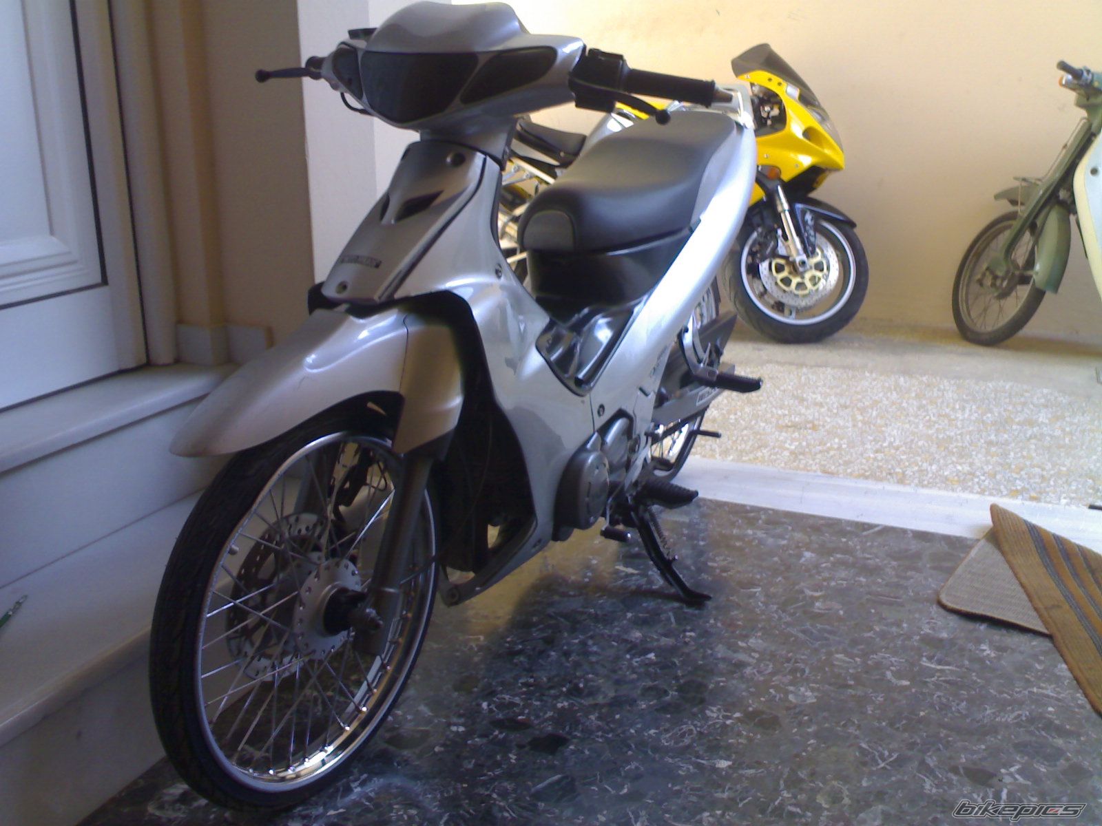 Photo 1279778