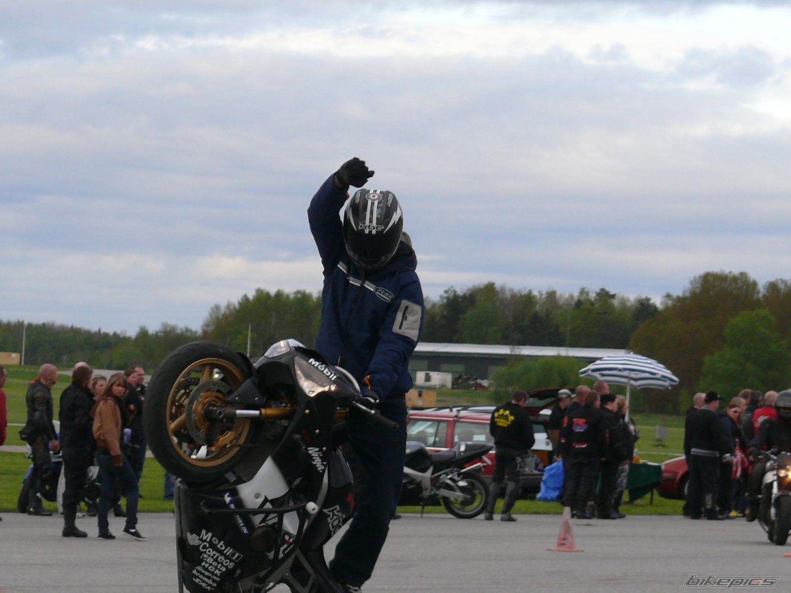 Photo 1281039