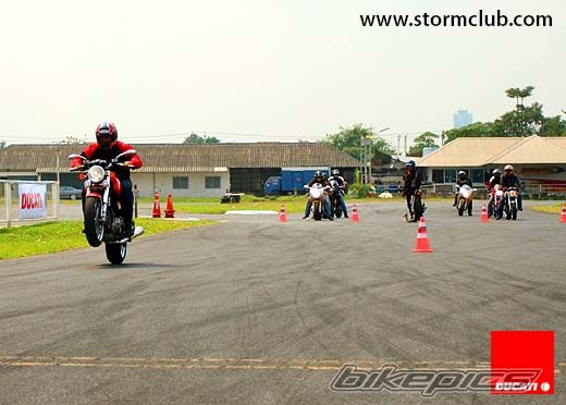 Photo 1281742