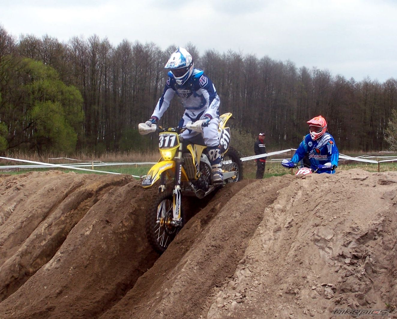 Photo 1282145
