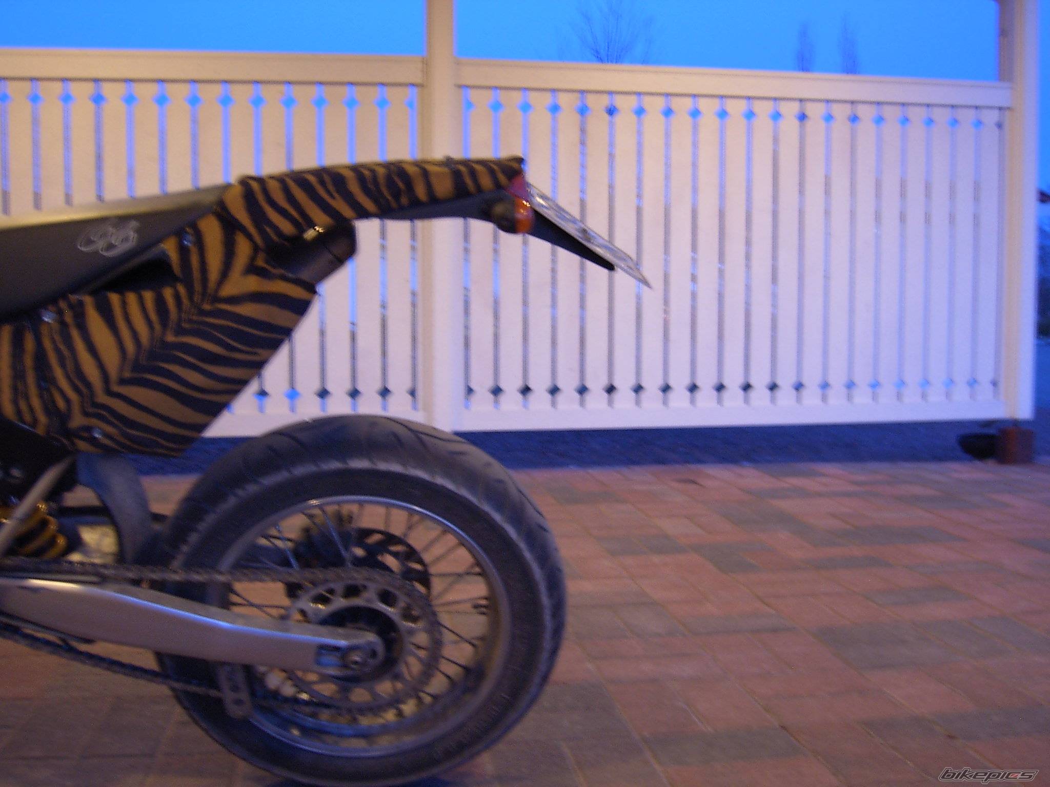 Photo 128345