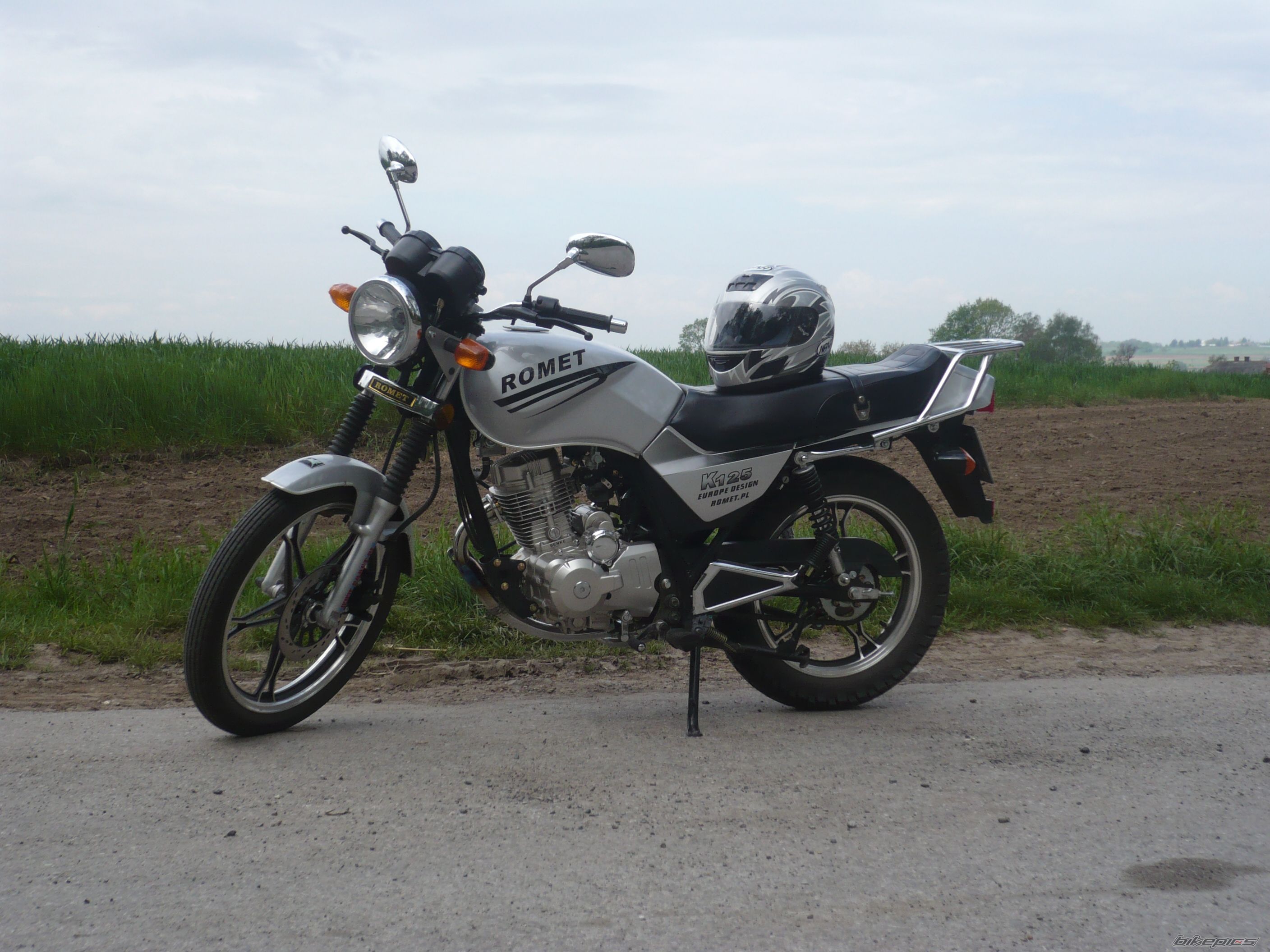 Bike Photo 1285947