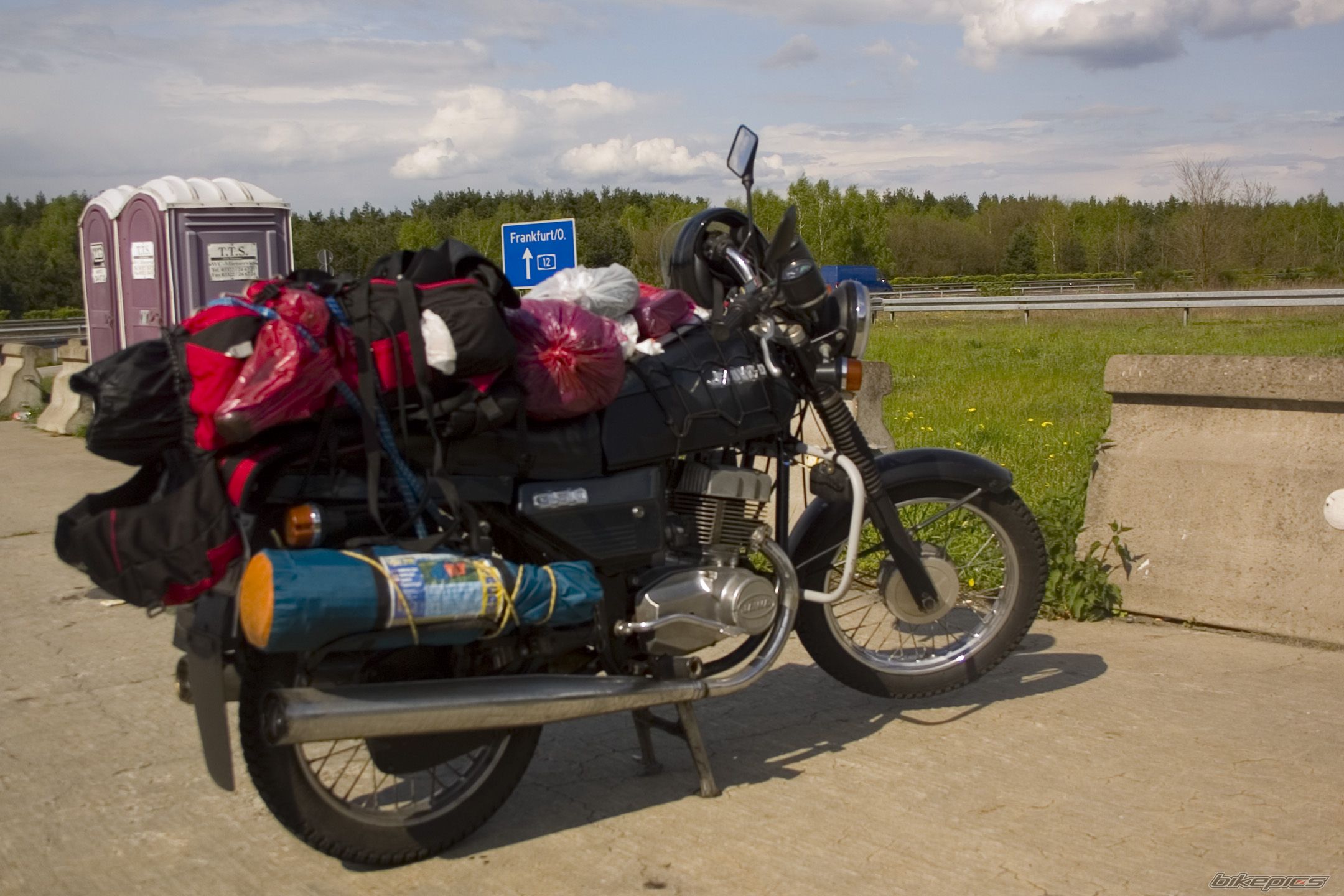 Photo 1286418