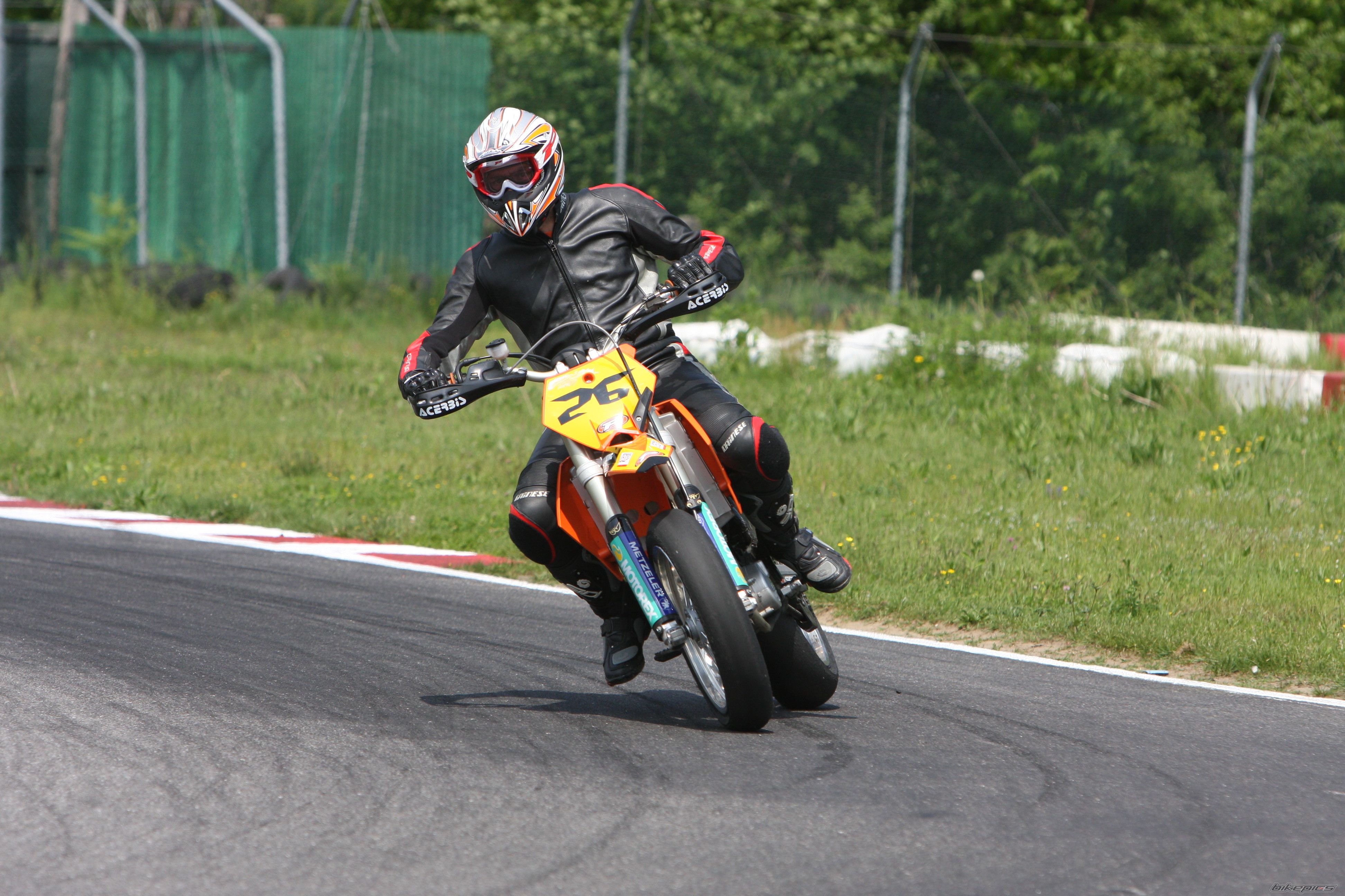 Photo 1287145