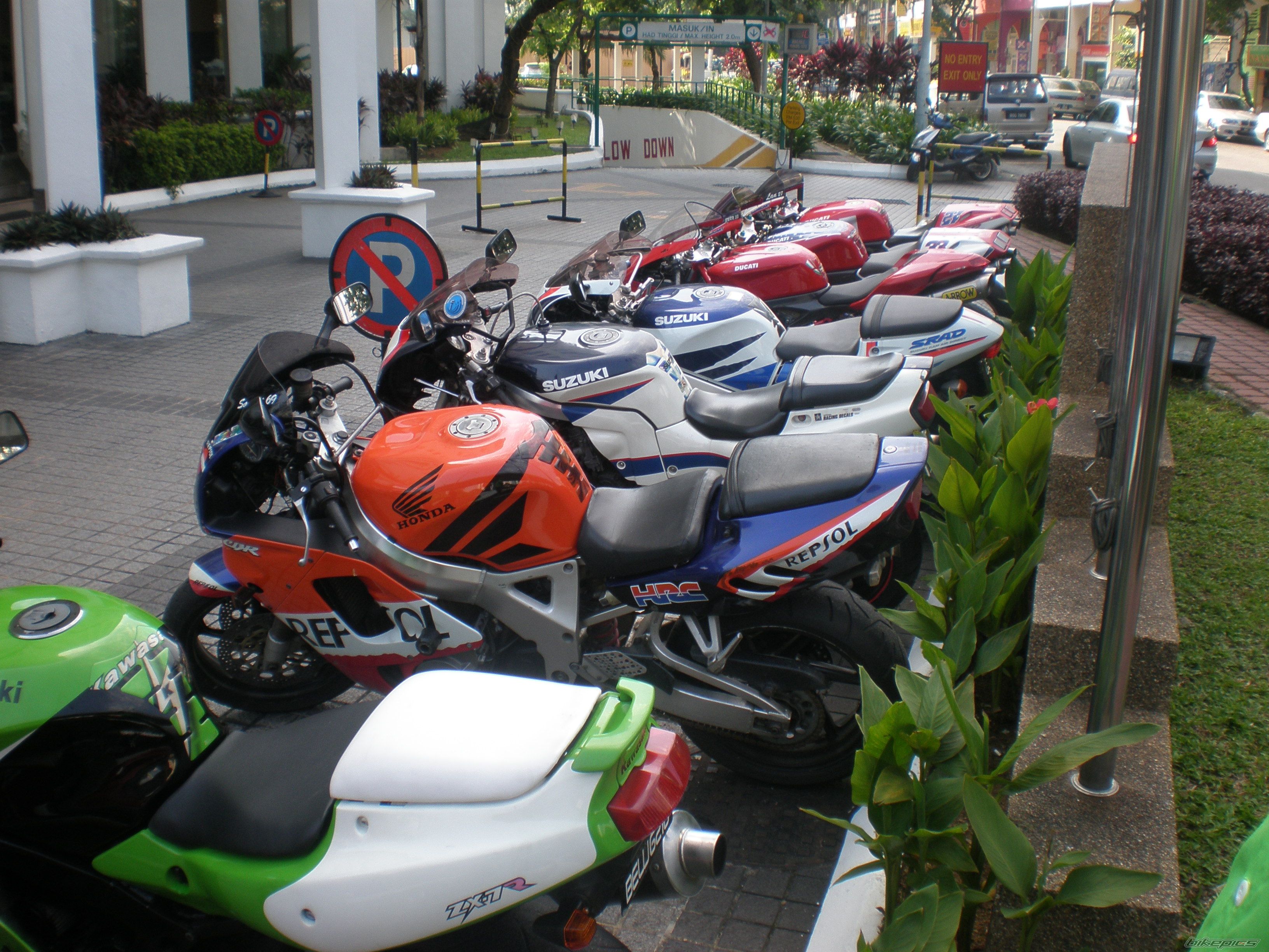 Photo 1287285