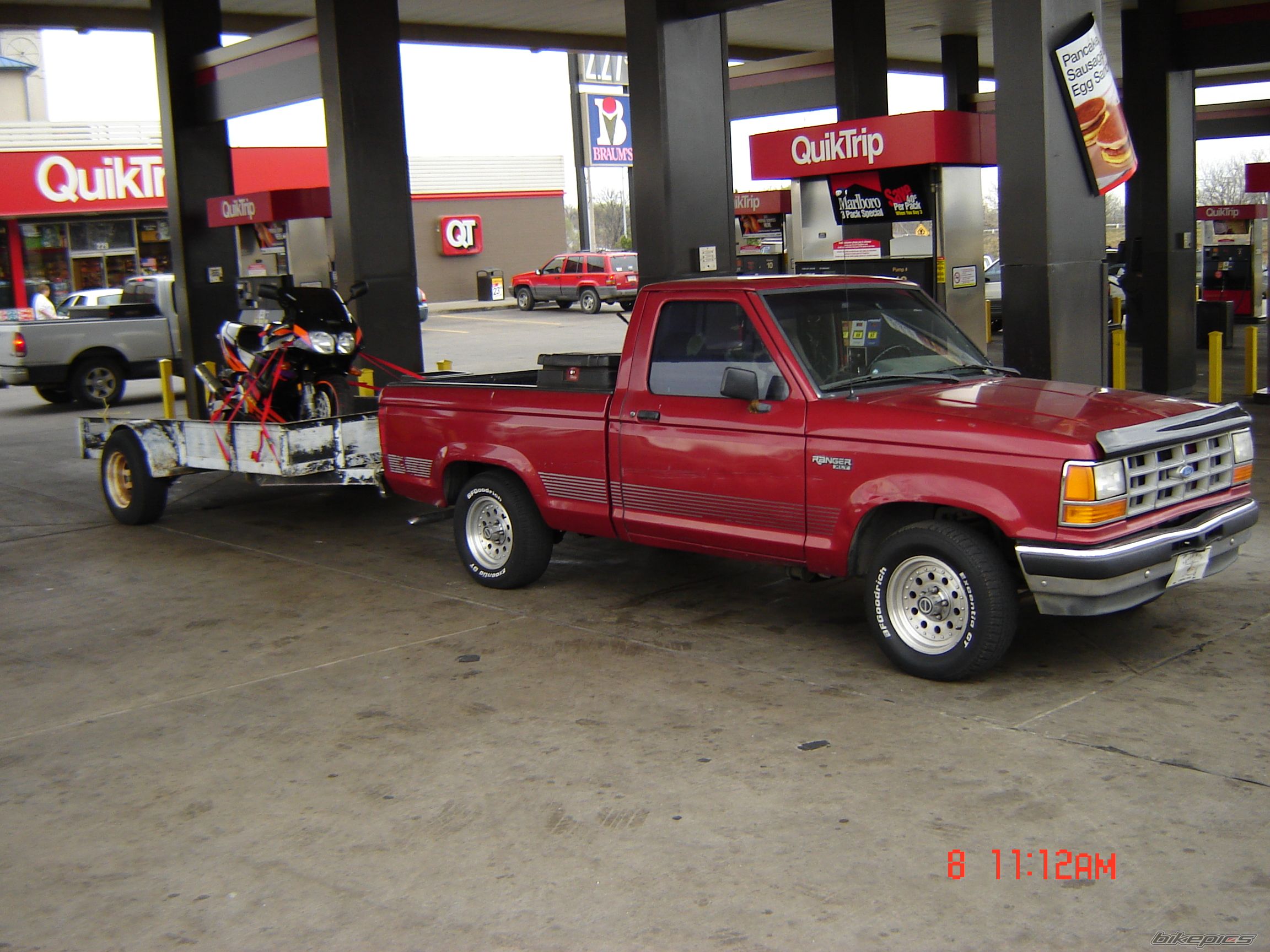 Photo 1287570