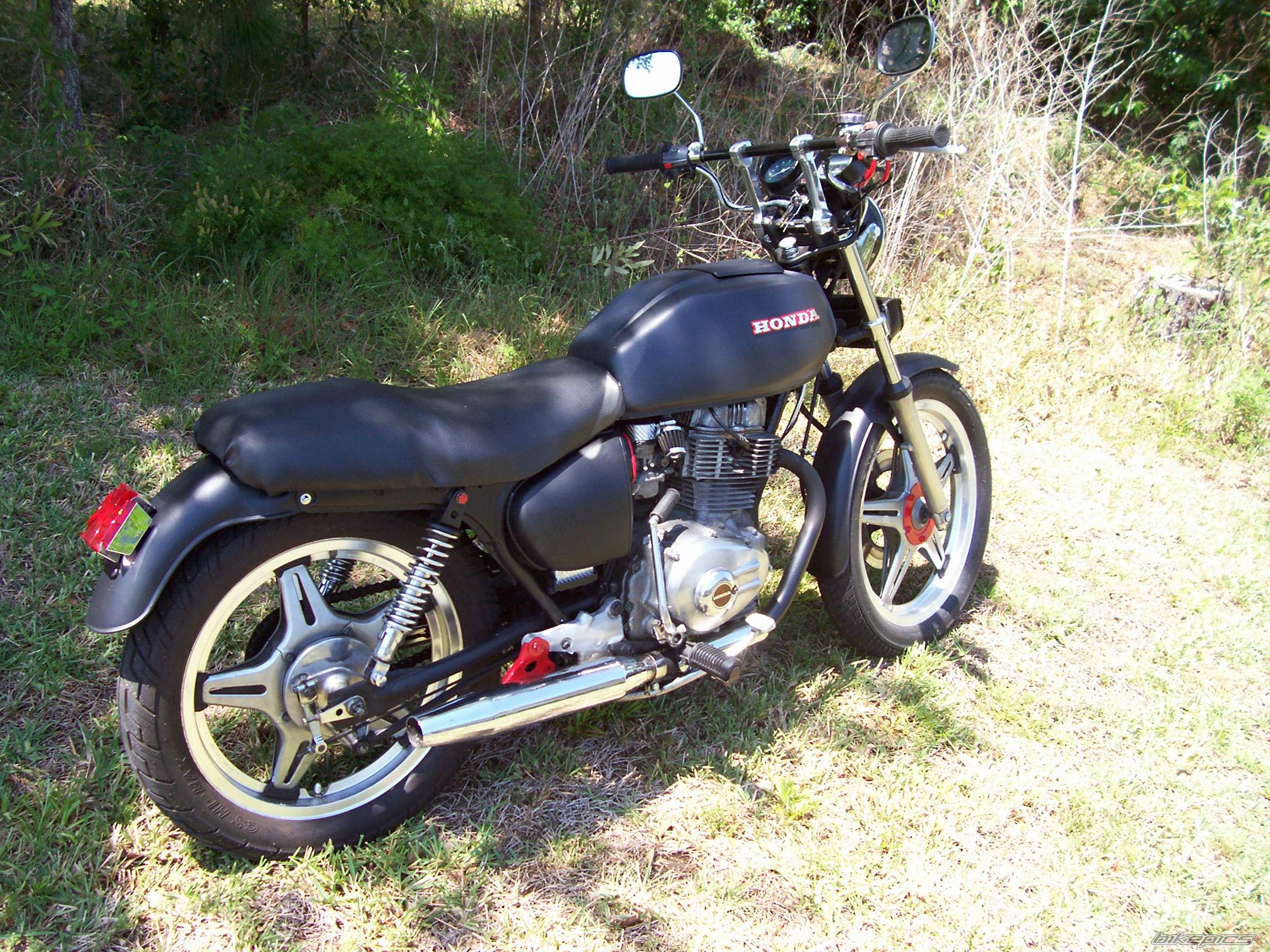 Photo 1287615