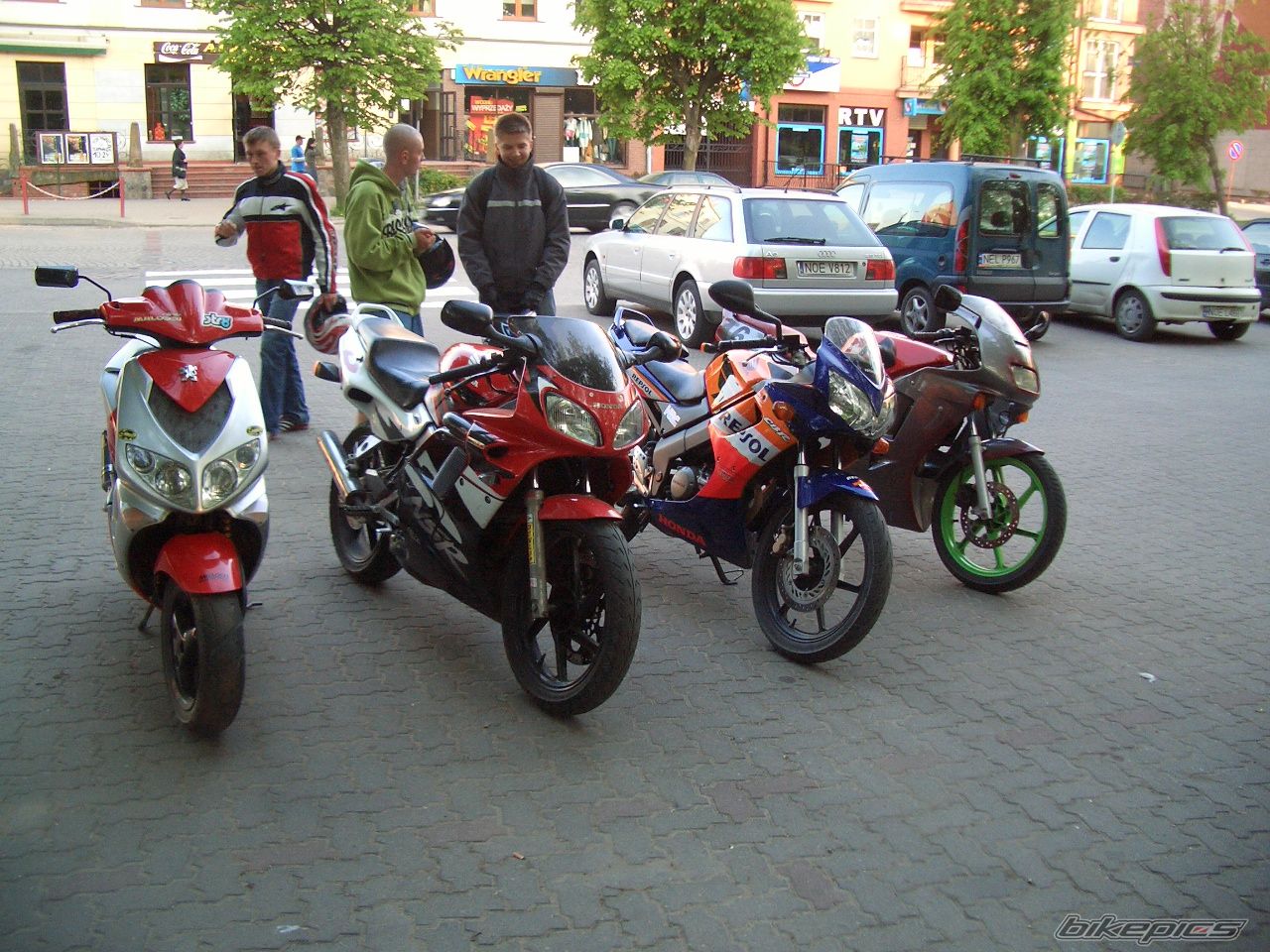 Photo 1289789