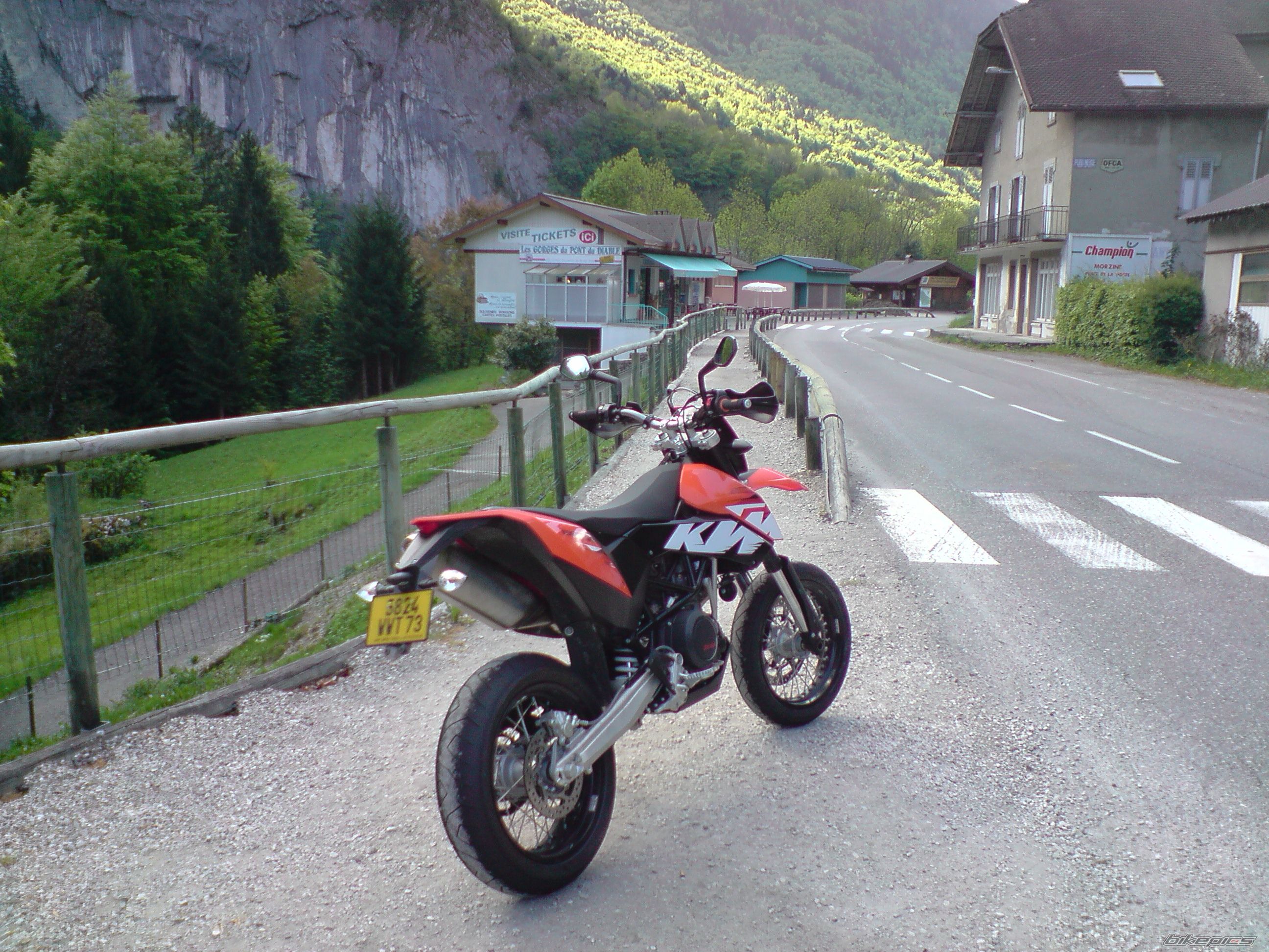 Photo 1289881