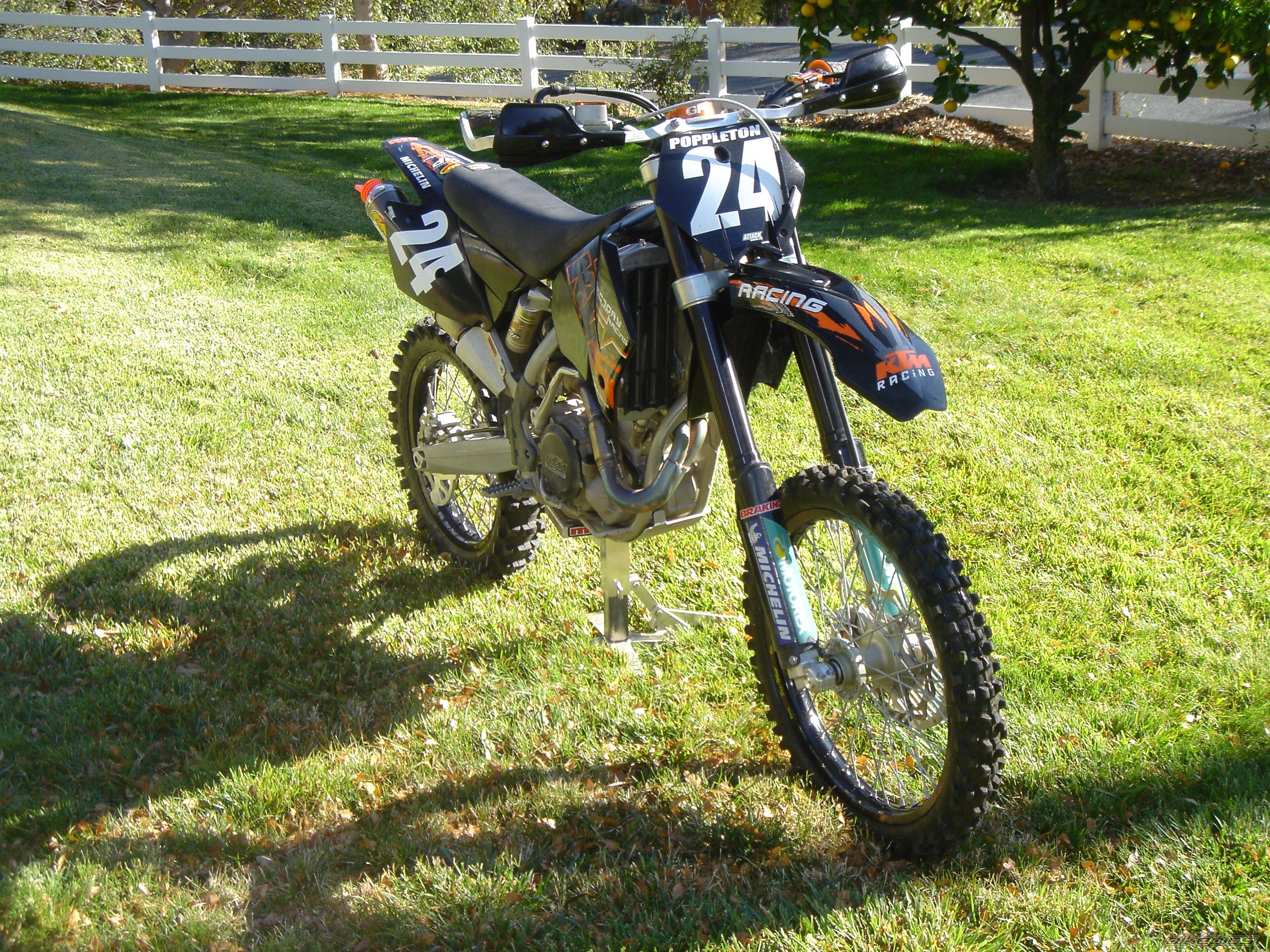Photo 1290758