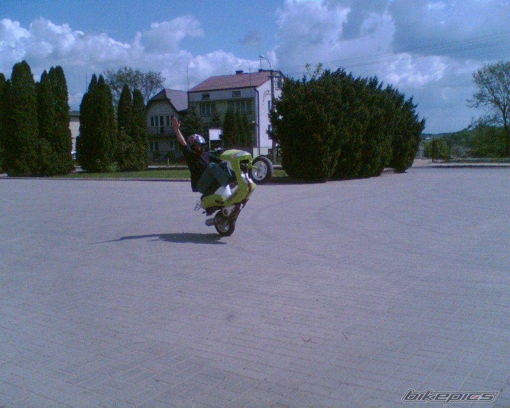 Bike Photo 1290826