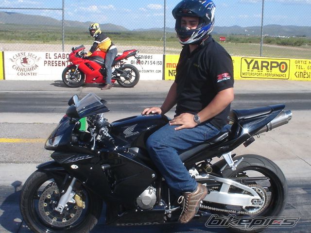 Photo 1291846