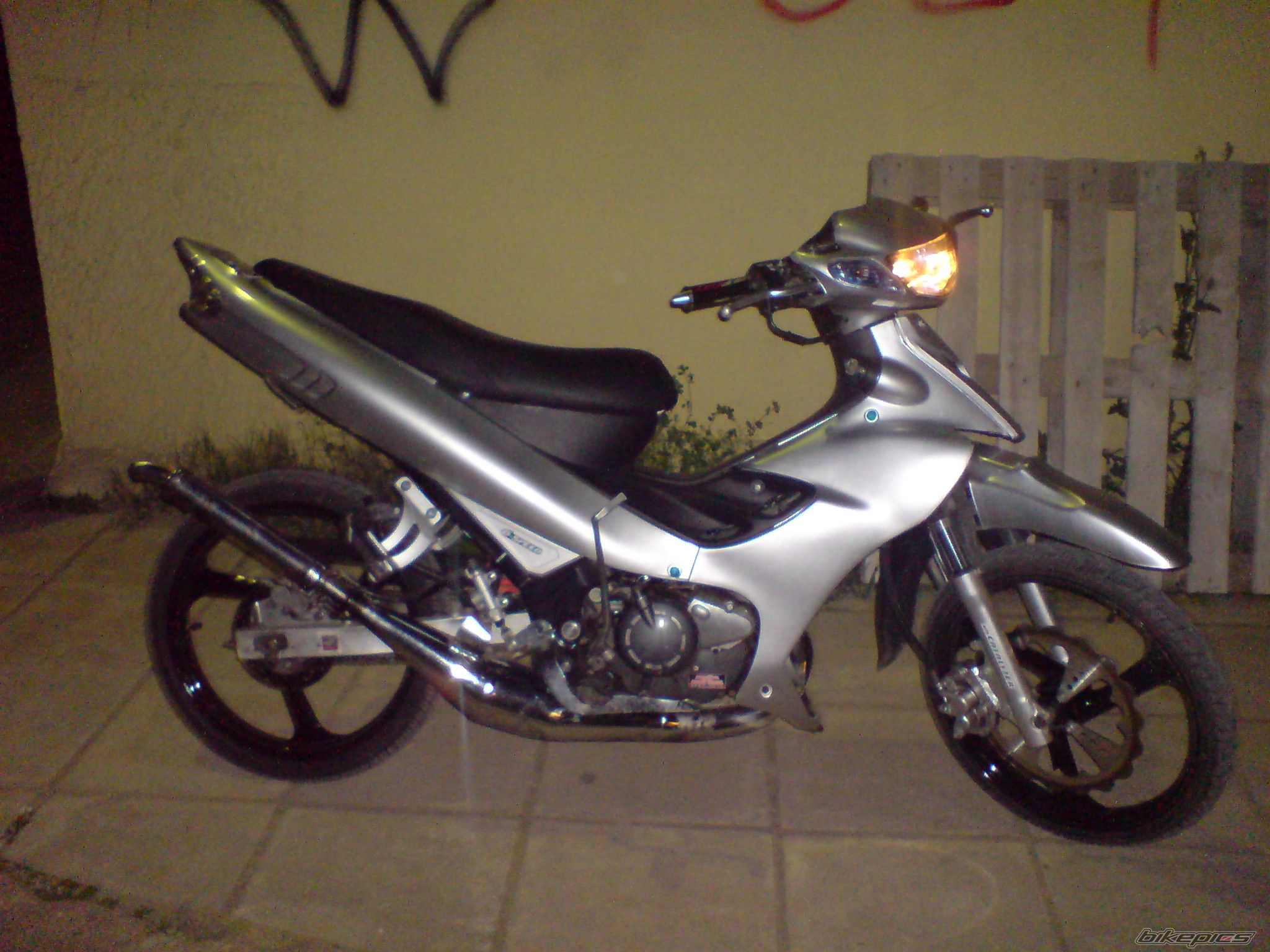 Photo 1292382